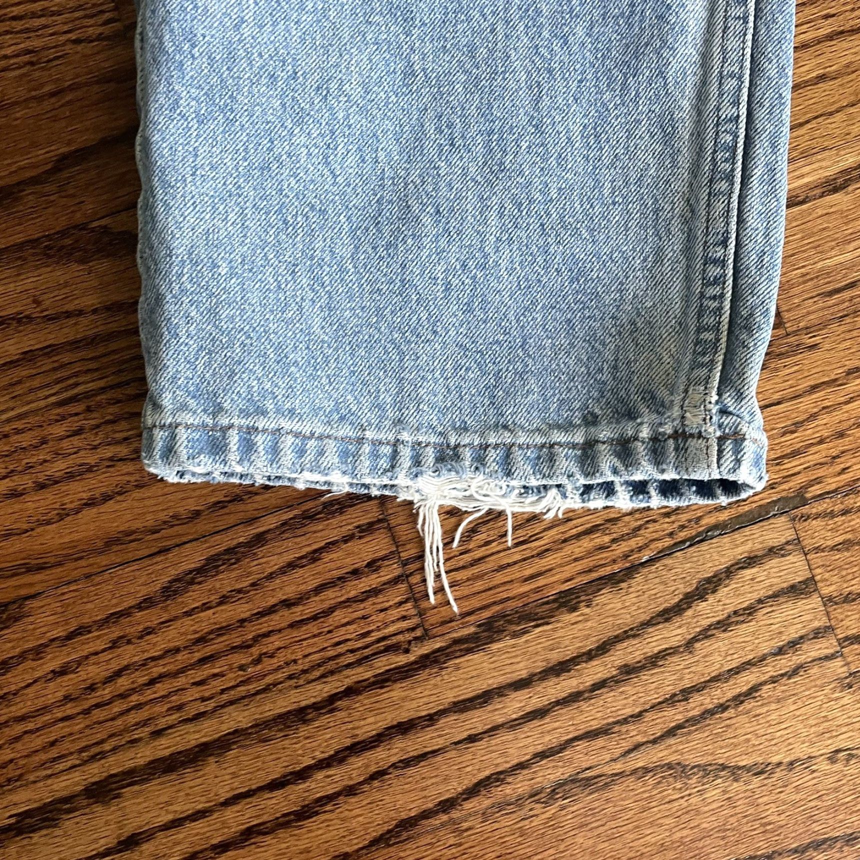 Harley Davidson Harley-Davidson Jeans Men 36x31 Blue Denim Straight Leg 5-Pocket Bootcut Distressed Logo Belt Loops Leather/Metal Accents Motorcycle Biker Size US 36 / EU 52 - 4 Thumbnail