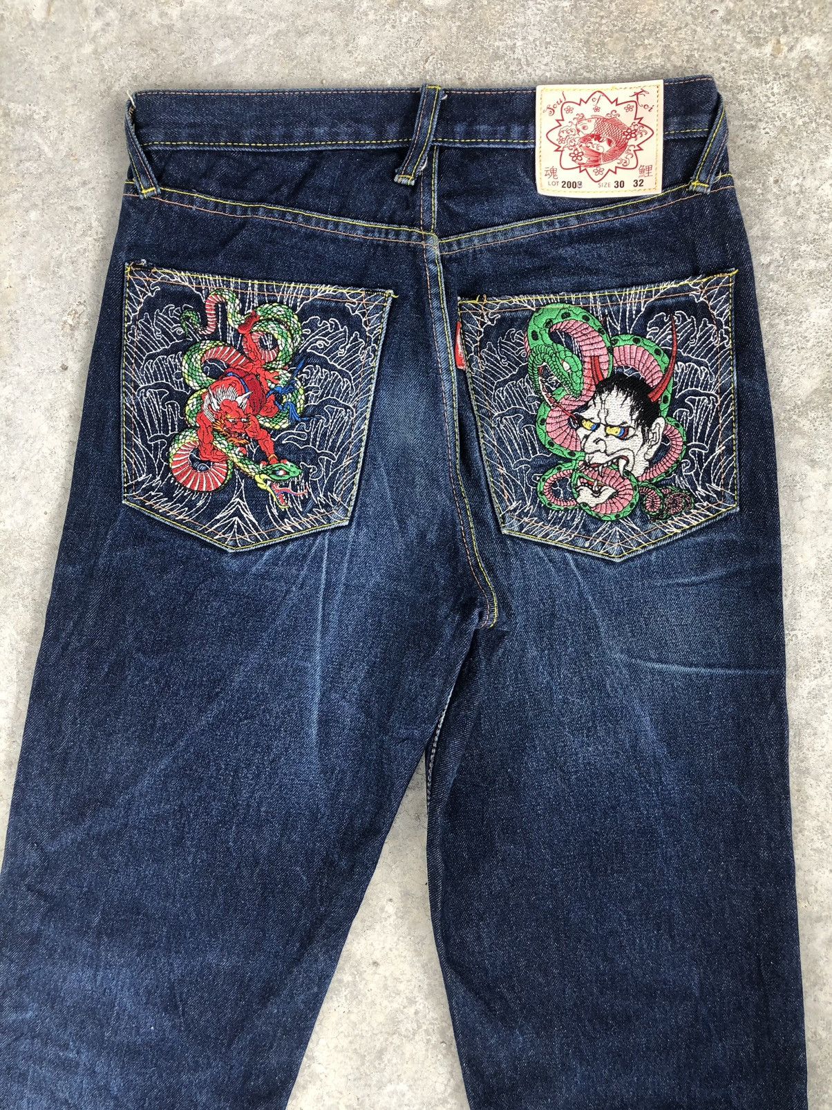 Japanese Brand Japanese Snake Embroidered Jeans Distressed Jeans Size US 30 / EU 46 - 8 Thumbnail