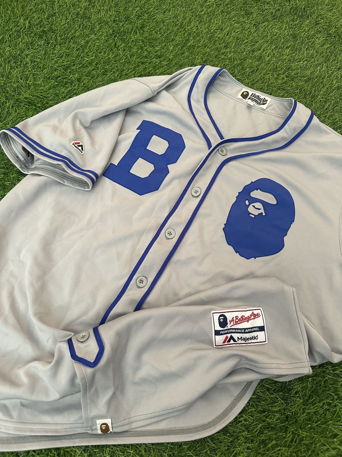 Bape Bape majestic by a bathing ape baseball jersey size large Size US L / EU 52-54 / 3 - 3 Thumbnail