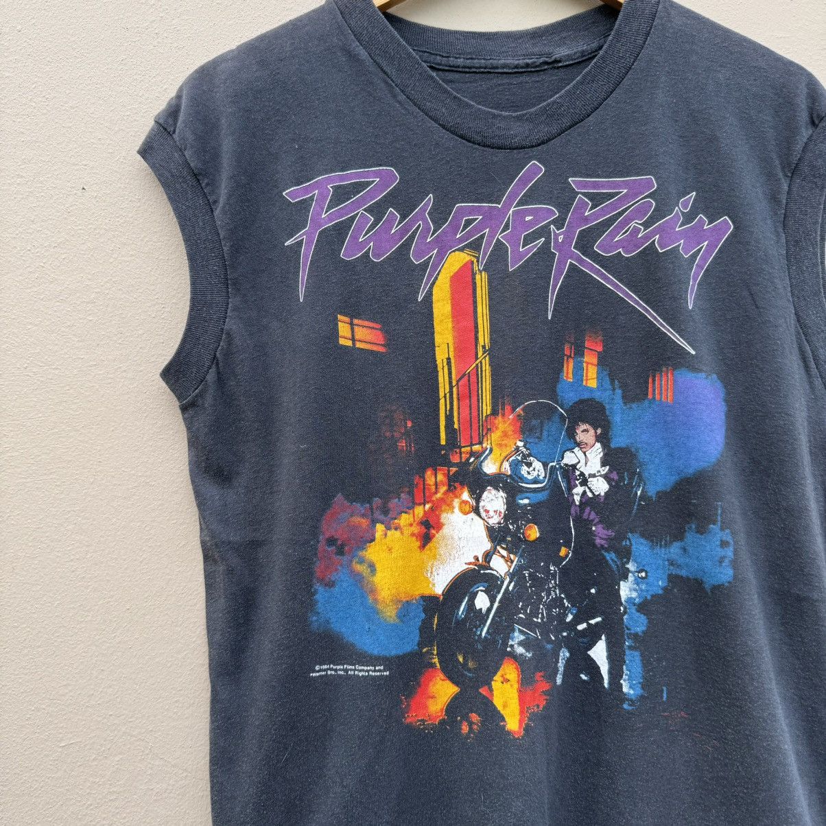 Vintage Vintage prince purple rain 1984 very rare tee Size US M / EU 48-50 / 2 - 2 Thumbnail