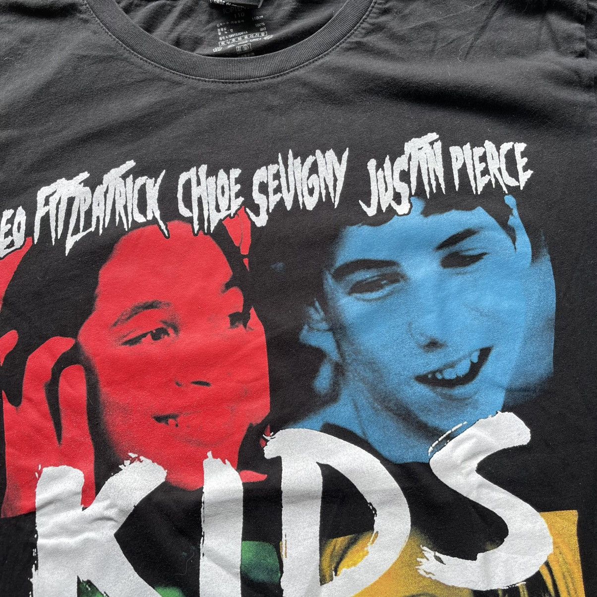 Vintage bootleg kids series movie Size US L / EU 52-54 / 3 - 4 Thumbnail