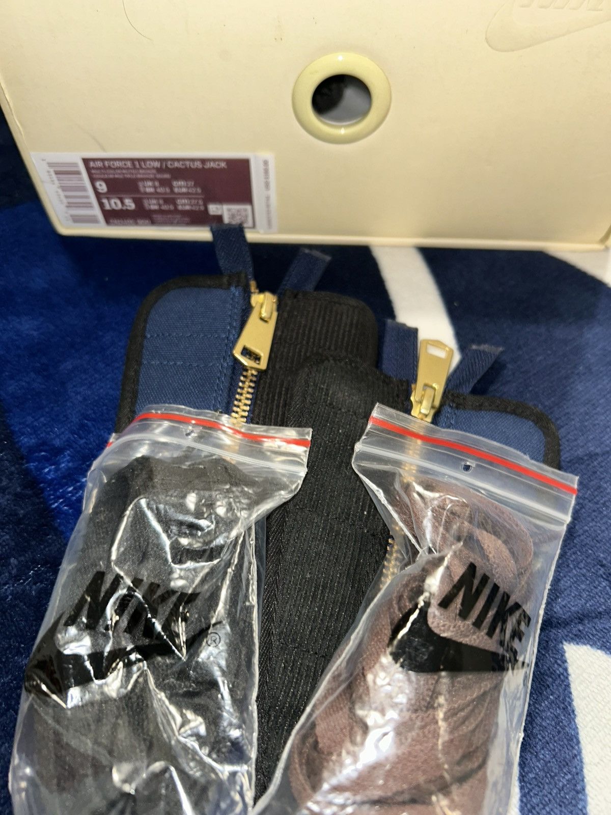 Nike × Travis Scott Travis Scott x Nike x Cactus Jack Air Force 1 Size US 9 / EU 42 - 7 Thumbnail