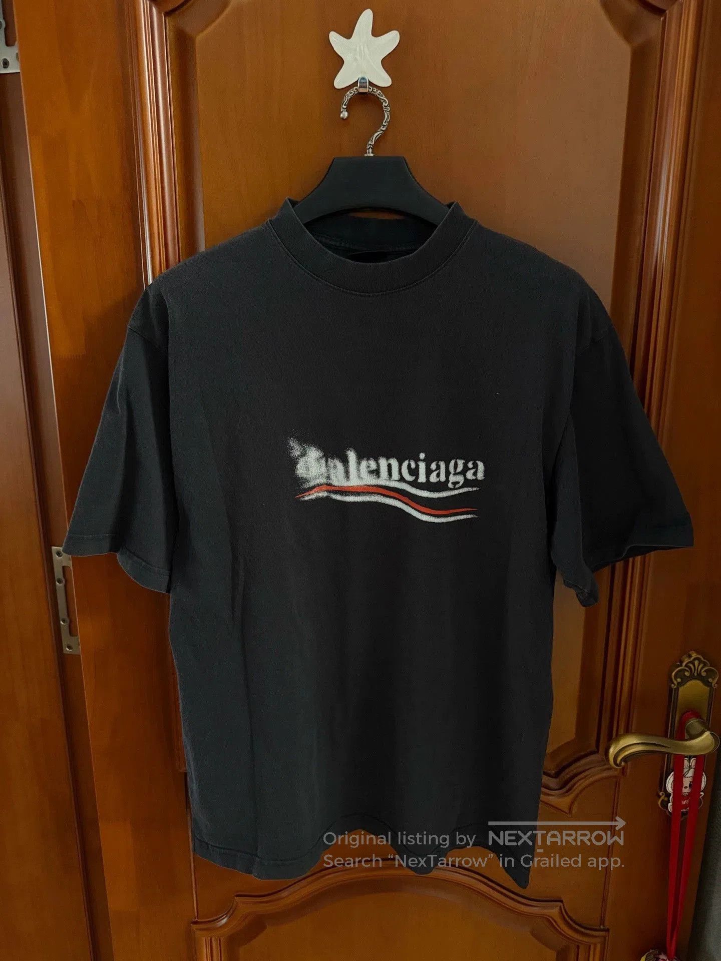 Balenciaga Balenciaga Black Wave Print T-Shirt. Size US S / EU 44-46 / 1 - 1 Thumbnail