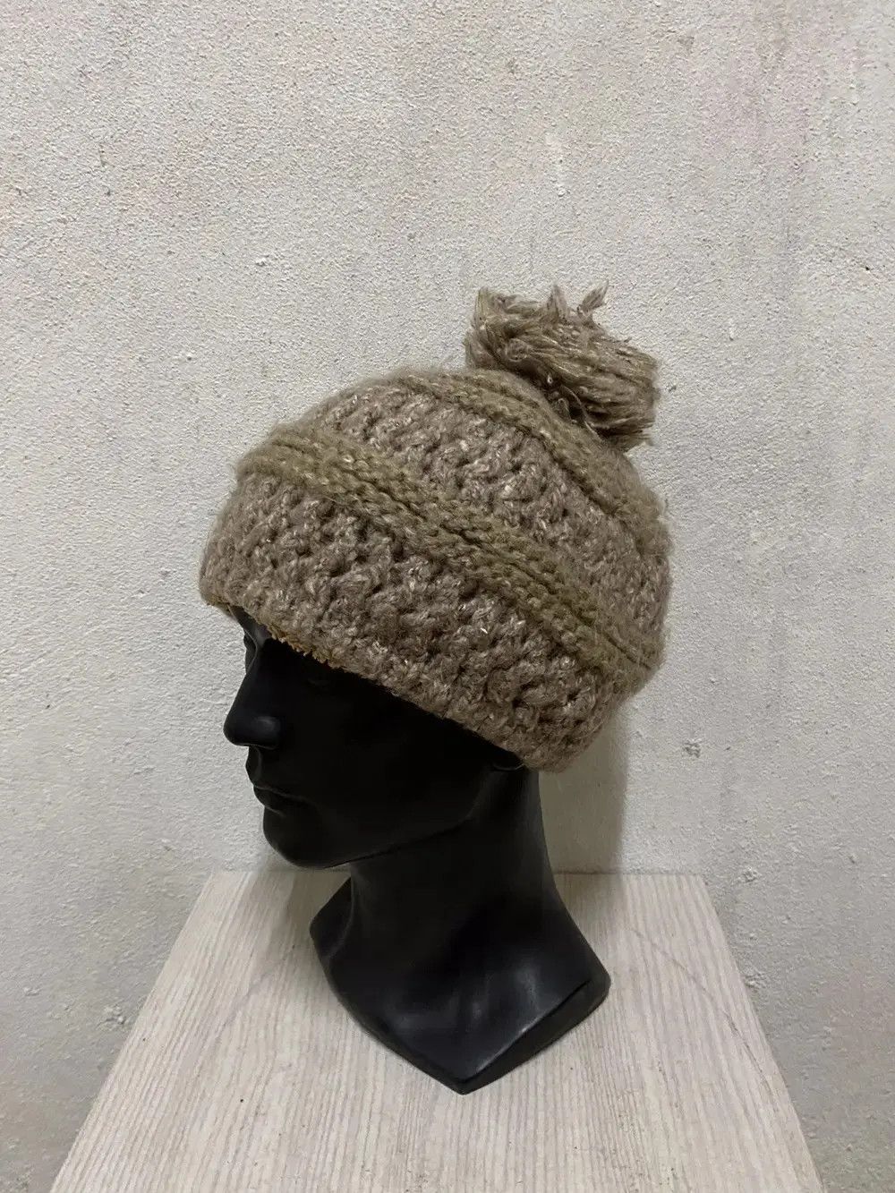 Japanese Brand Japanese Brand Knit Bobble Beanie Hat Size ONE SIZE - 2 Thumbnail