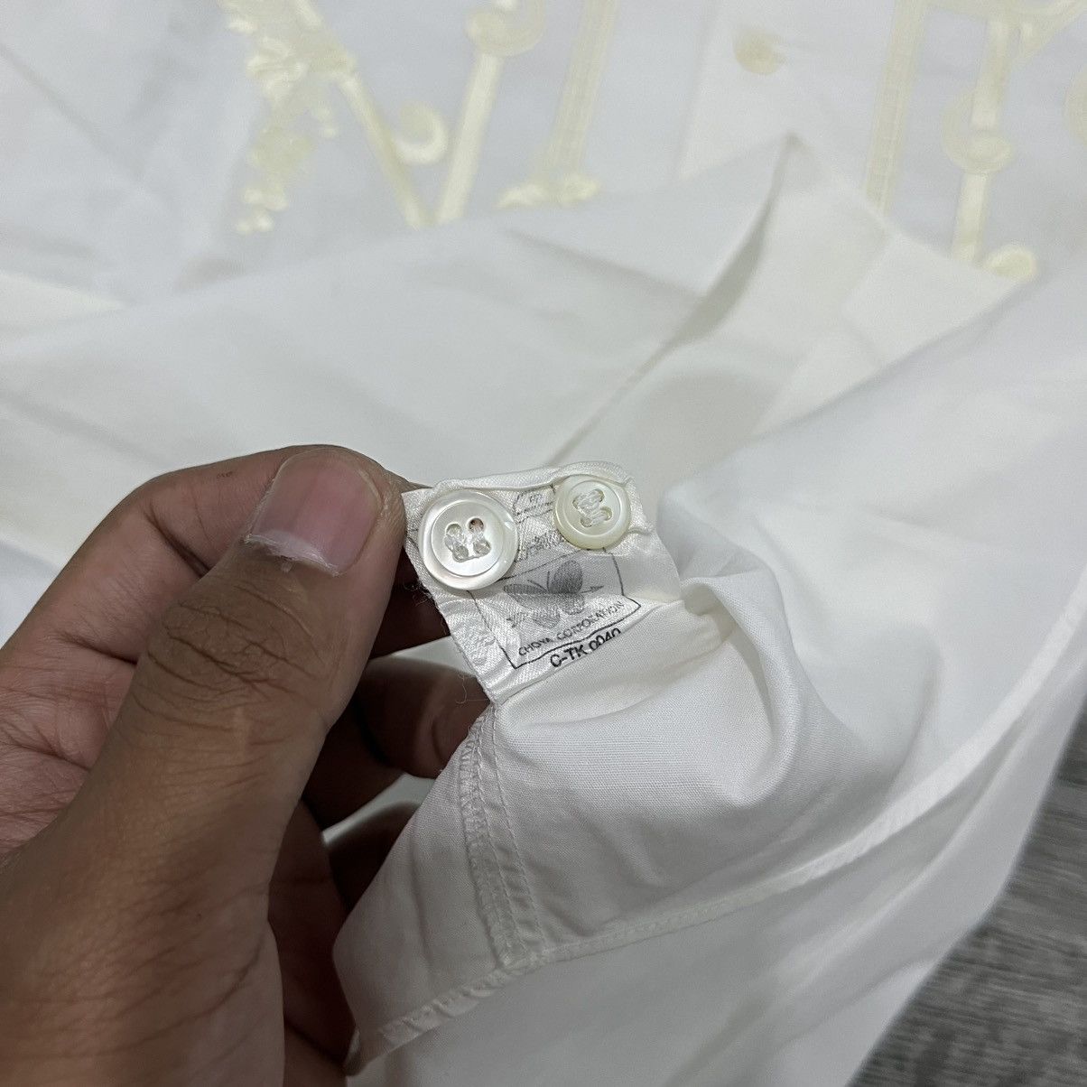 Kansai Yamamoto 1990's Kansai Profumo Embroidered True White Shirt Size US L / EU 52-54 / 3 - 7 Thumbnail