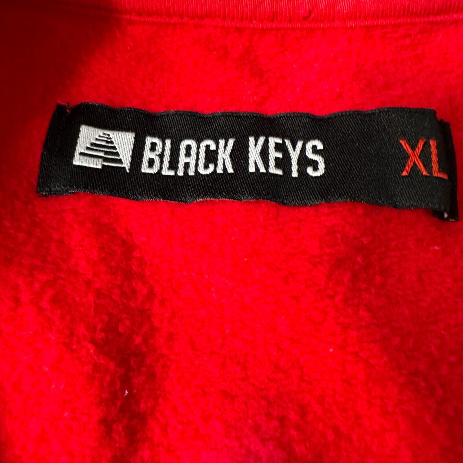 The Unbranded Brand The Black Keys Sweatshirt XL Red Pink Heavy Metal Hip Hop Size US XL / EU 56 / 4 - 5 Thumbnail
