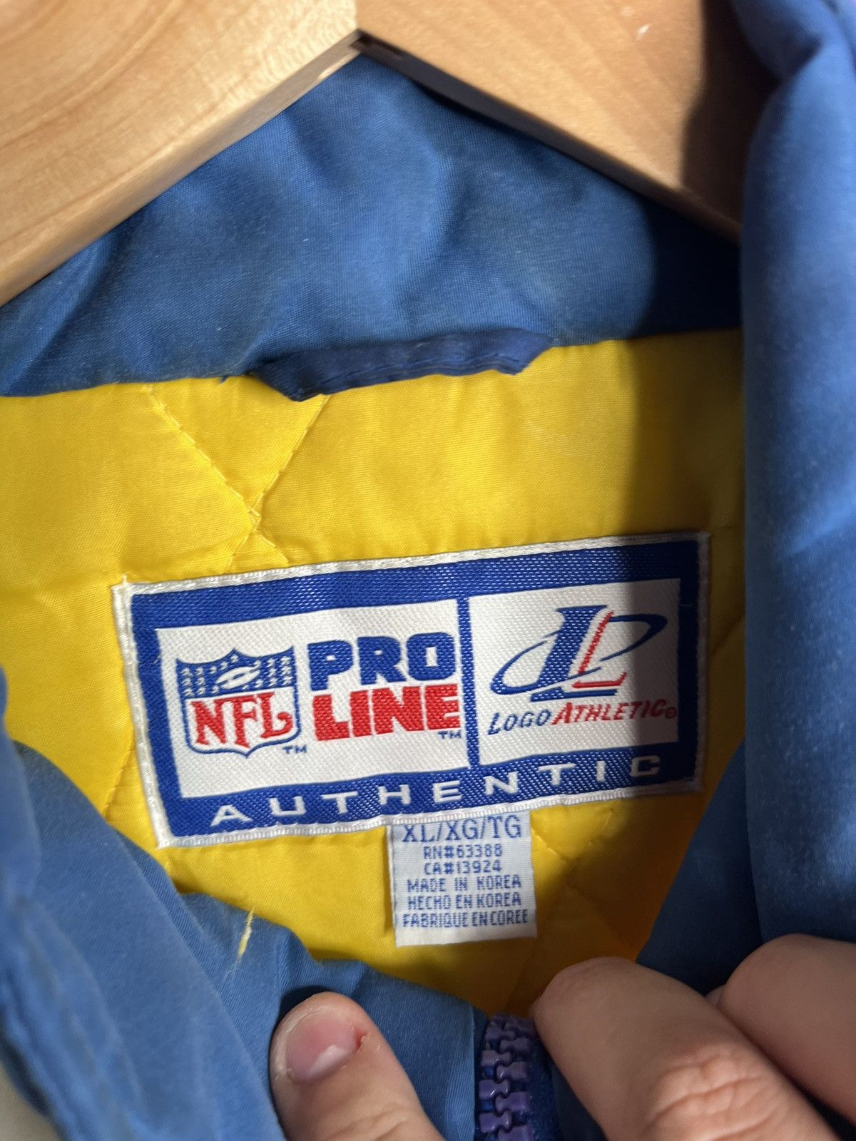 Logo Athletic × NFL × Vintage Vintage 90s Logo athletic St Louis Rams splash puffer jacket Size US XXL / EU 58 / 5 - 4 Thumbnail