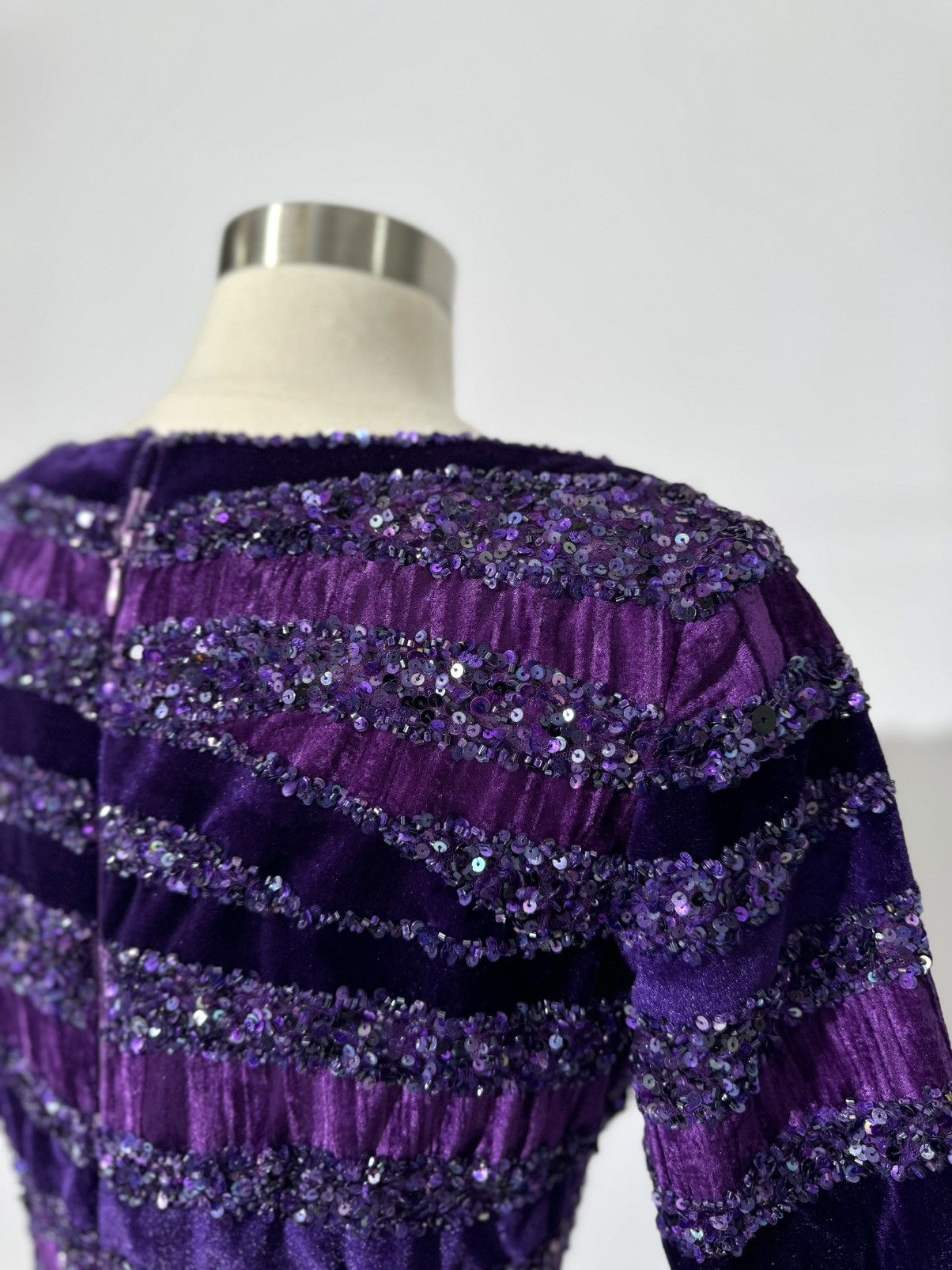 Other Preloved US 6 Haute Couture Antonios Velvet Evening Gown Size M / US 6-8 / IT 42-44 - 5 Thumbnail