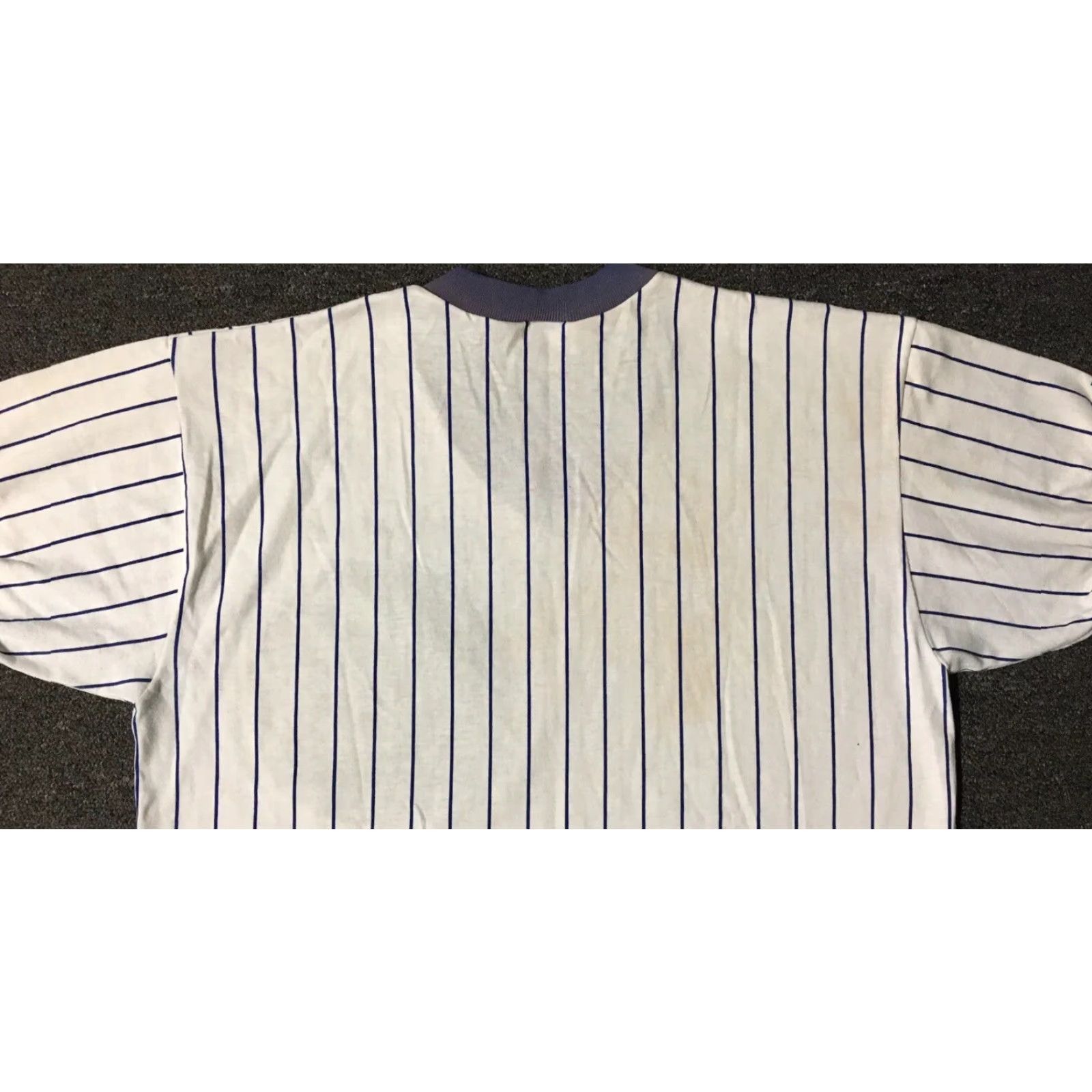 Russell Athletic VINTAGE Russell Athletic Chicago Bulls Jersey Shirt M L USA Striped 90s Grunge Short Sleeve T-Shirt Mens Size US M / EU 48-50 / 2 - 6 Thumbnail