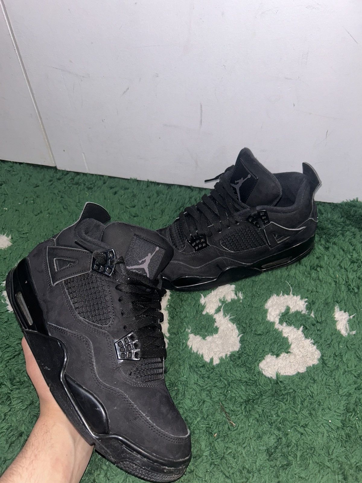 Jordan Brand Jordan 4 black cat size 9.5 Preowned no box Size US 9.5 / EU 42-43 - 1 Thumbnail