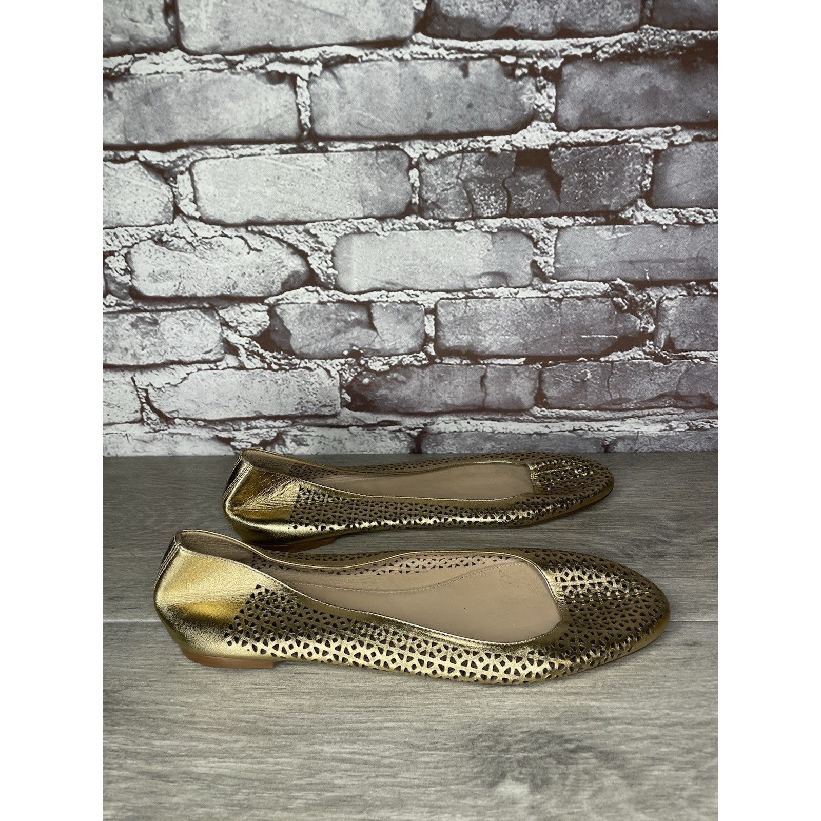 J.Crew J.Crew Nora Metallic Gold Leather Perforated Ballet Flats Wo Size US 10 / IT 40 - 12 Thumbnail