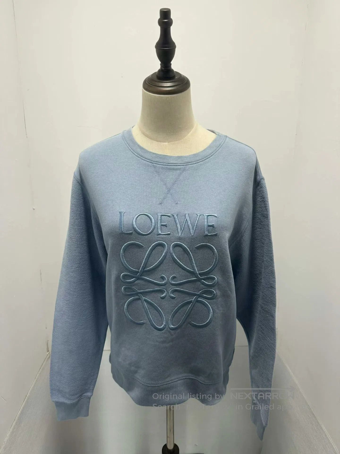 Loewe Loewe embroidered logo sweatshirt in blue. Size XS / US 0-2 / IT 36-38 - 1 Thumbnail