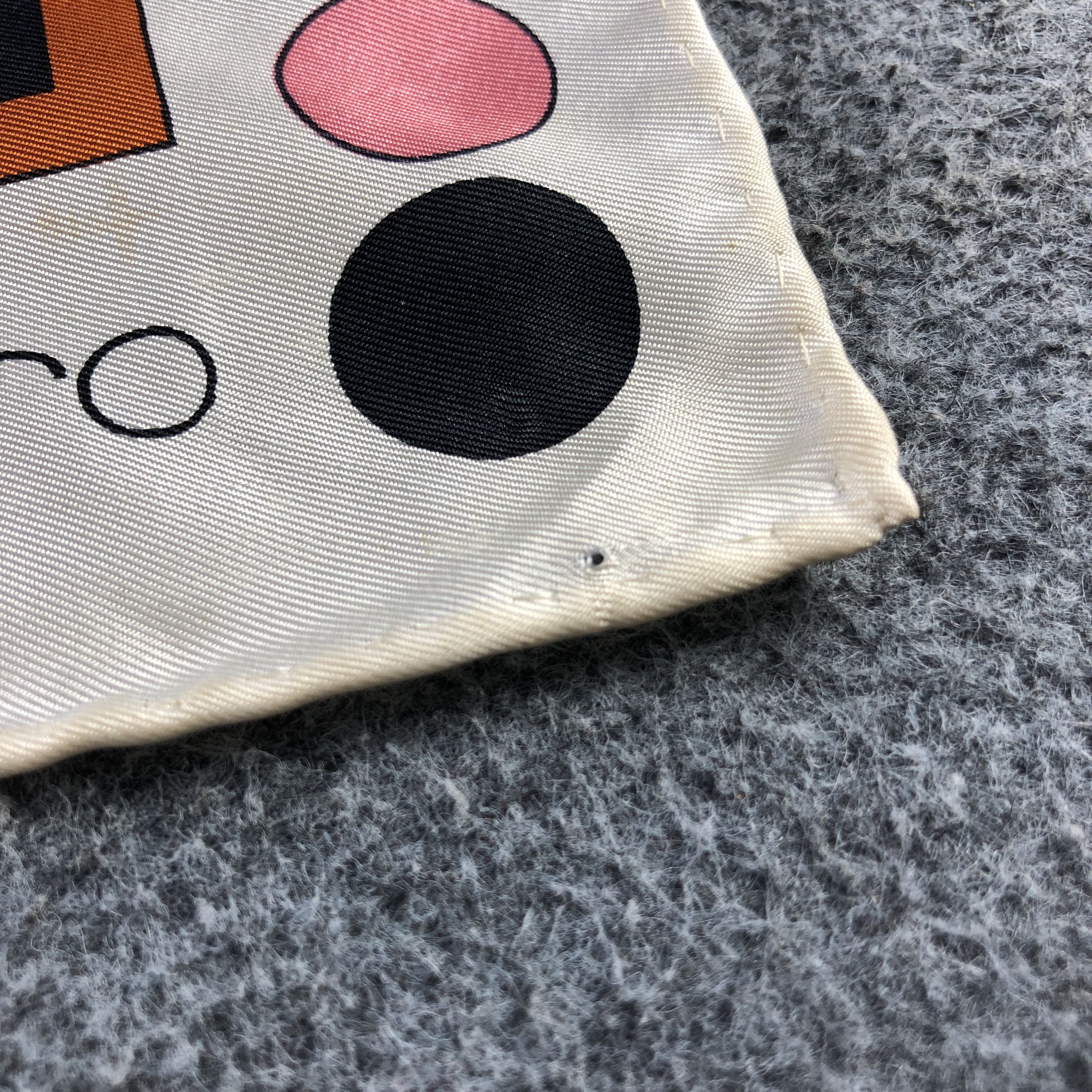 Emanuel Ungaro Emanuel Ungaro Polka Dots Silk Scarf M1406 Size ONE SIZE - 7 Thumbnail
