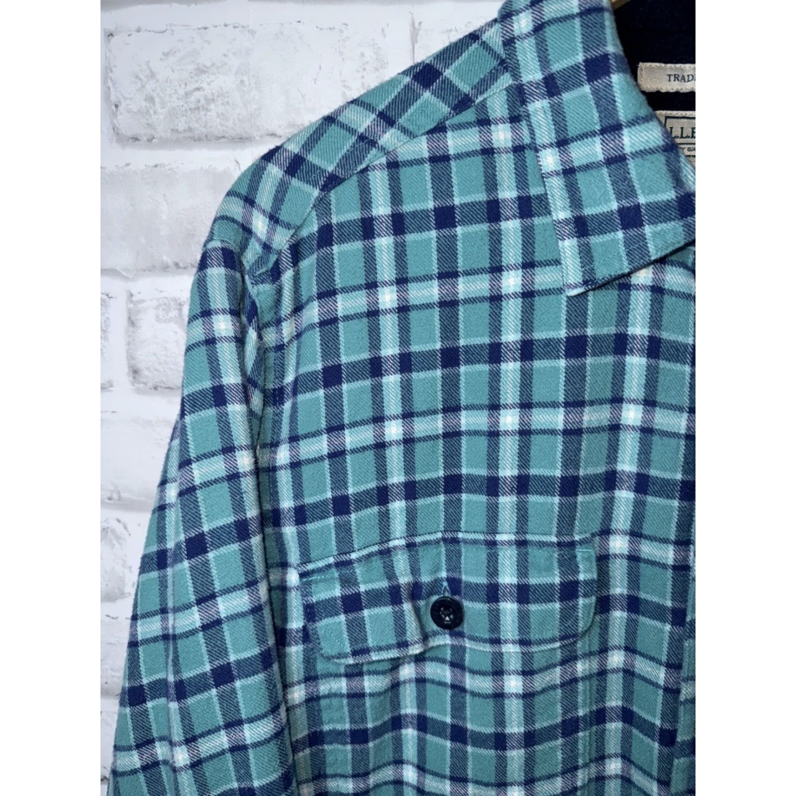 Vintage LL Bean Shirt Jacket Plaid Flannel Fleece Lined Blue Mens M Traditional Fit Jacket Size US M / EU 48-50 / 2 - 6 Thumbnail