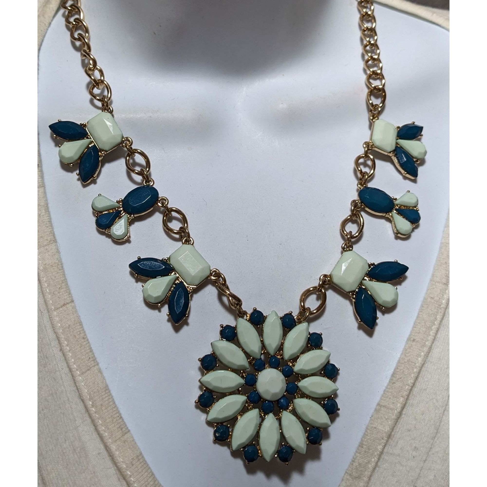 J.Crew Preppy JCrew Blue Flower Statement Necklace Size ONE SIZE - 6 Thumbnail