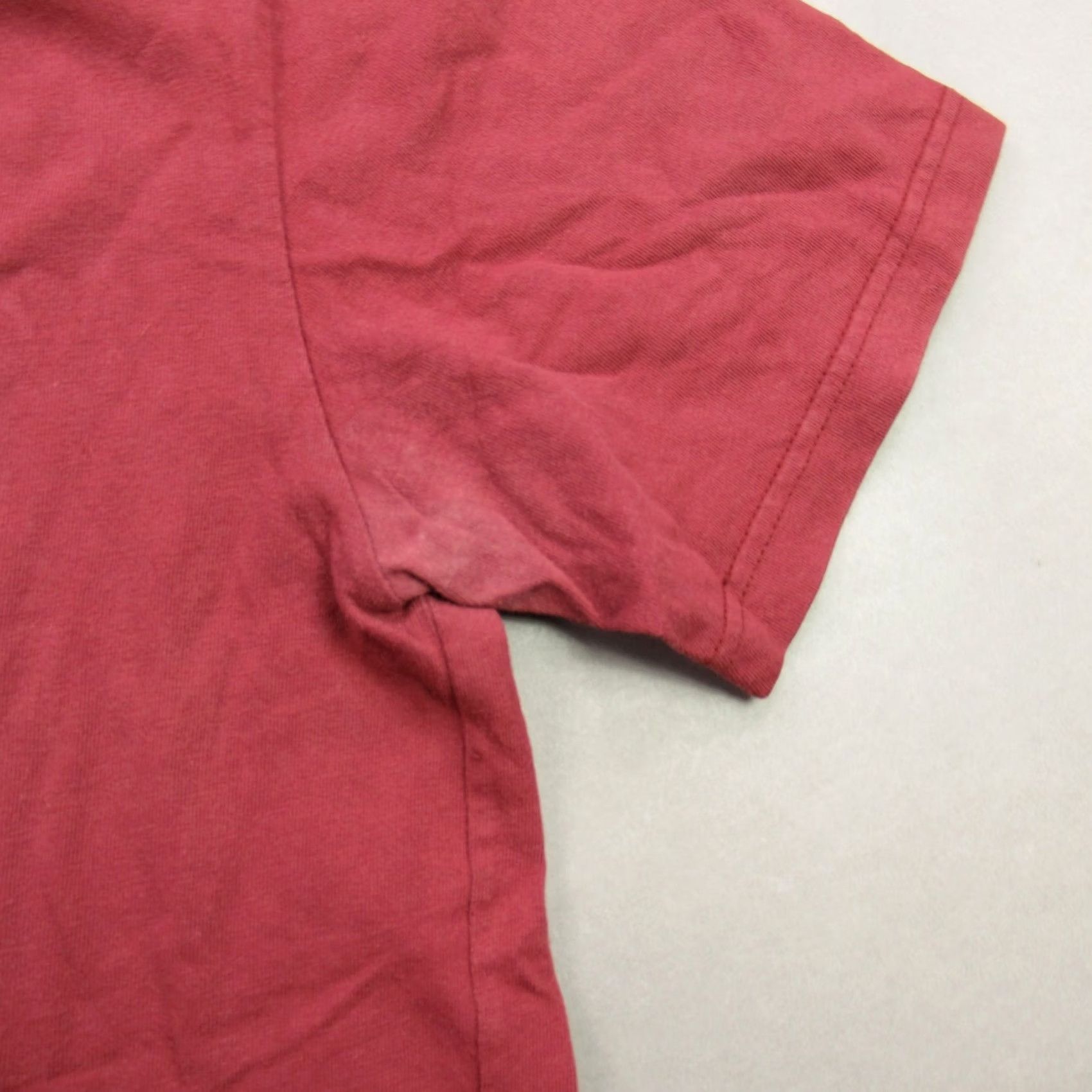 Patagonia Patagonia Shirt Womens XS Short Sleeve Crew Neck Lightweight Red Casual Shirt Size XS / US 0-2 / IT 36-38 - 2 Thumbnail