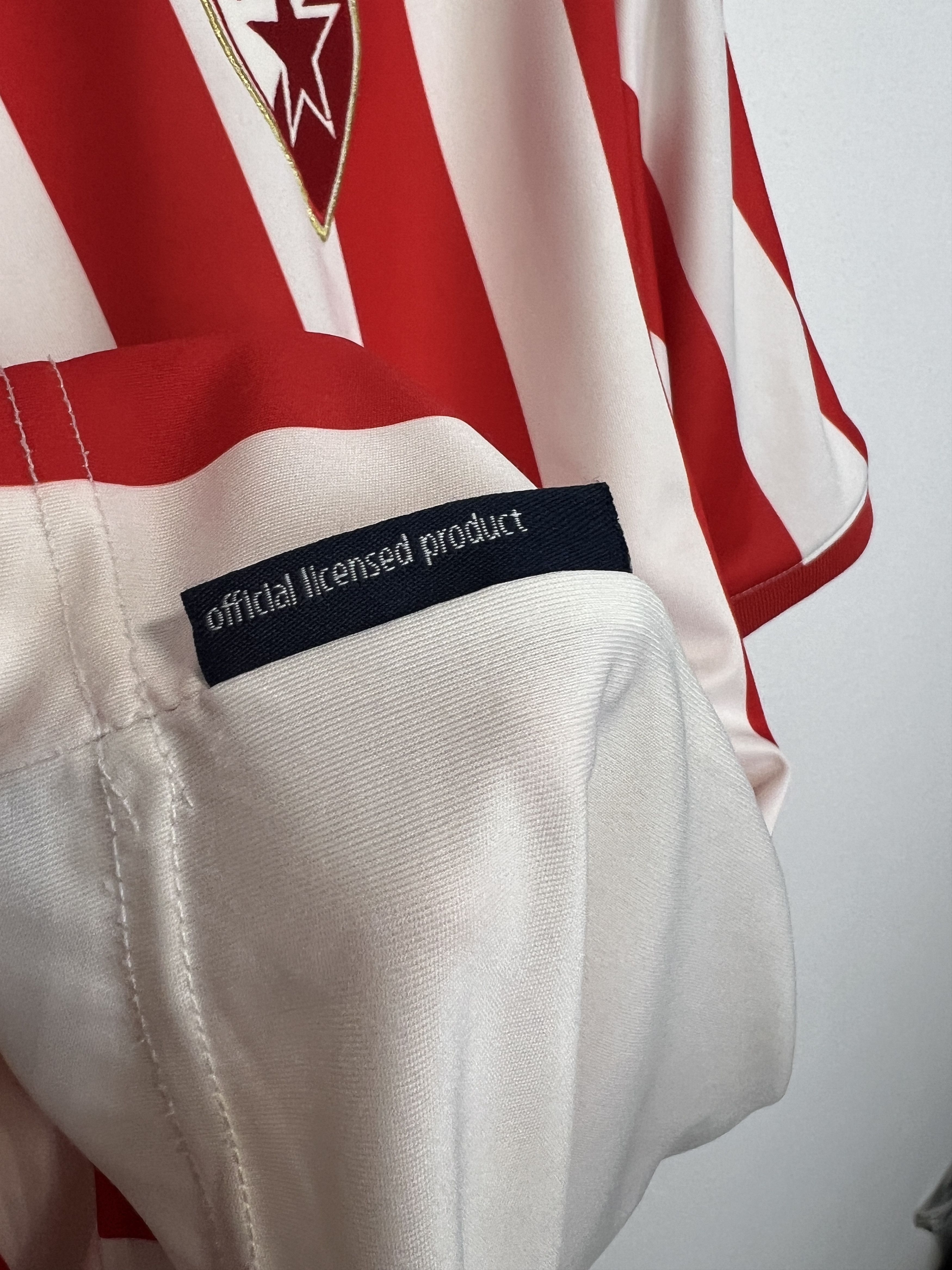 Vintage Red Star Belgrade Crvena Zvezda football shirt Soccer Jersey Size US L / EU 52-54 / 3 - 7 Thumbnail