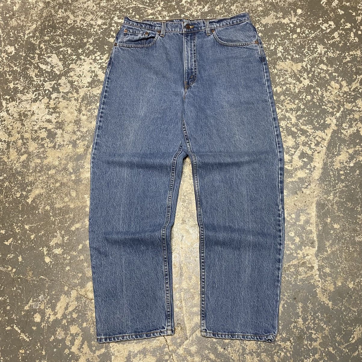Levi's × Vintage Vintage Levi’s 550 Relaxed Fit Blue Denim Jeans USA 90s Size US 35 - 5 Thumbnail