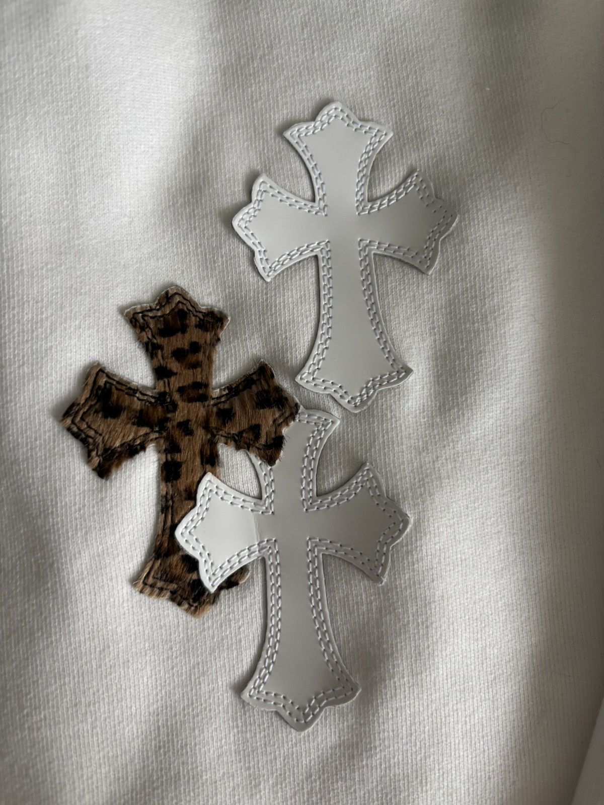 Chrome Hearts Chrome Hearts Leopard And White Patch Crewneck Size US S / EU 44-46 / 1 - 17 Thumbnail