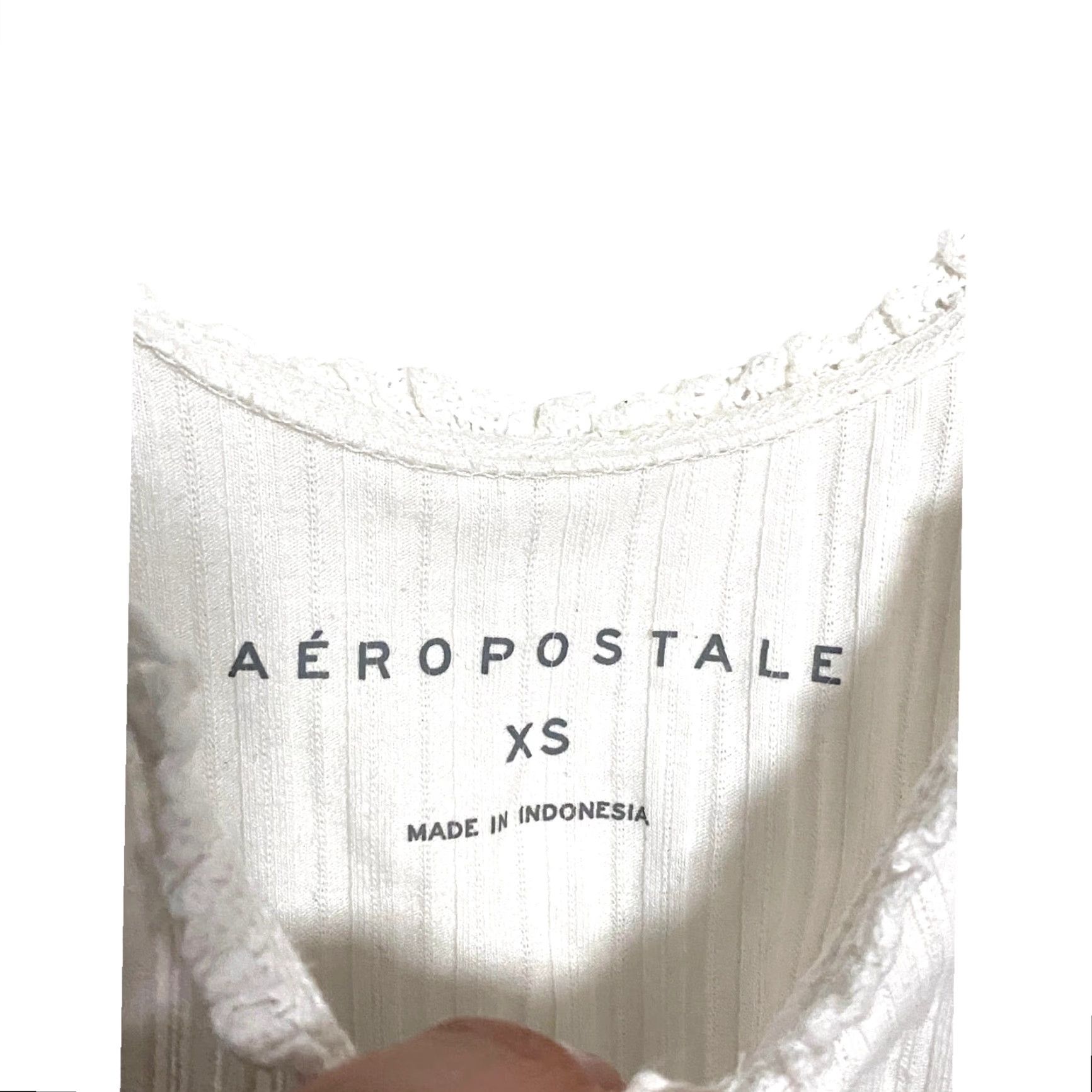 Aeropostale VINTAGE Aeropostale White Cropped Tank Top XS Henley Ribbed Ruffles Y2K Dainty Festival Size XS / US 0-2 / IT 36-38 - 5 Thumbnail