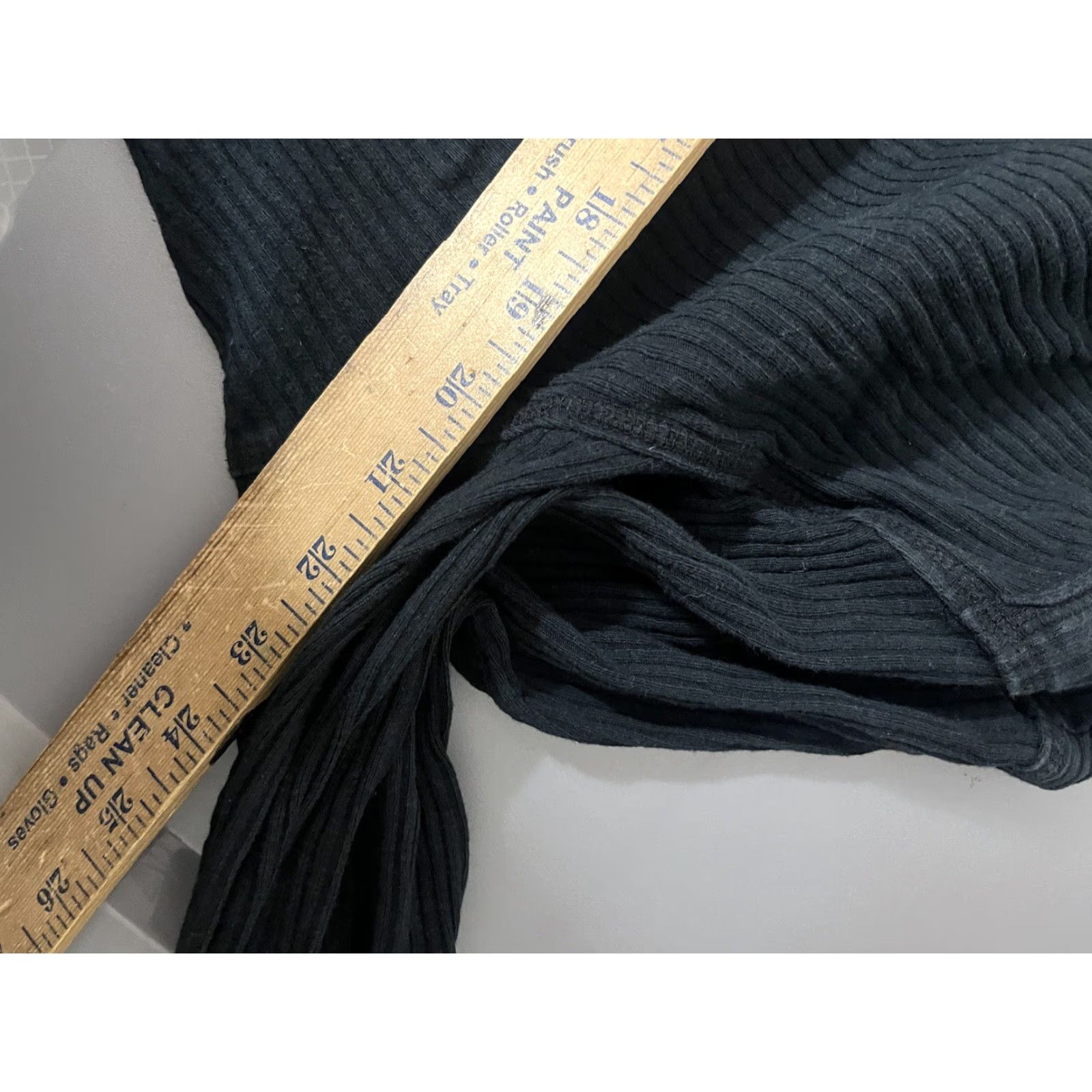 Calvin Klein CALVIN KLEIN VINTAGE Men's Sweater Cardigan XL Black Solid V-Neck Lightweight Classic Designer Size US XL / EU 56 / 4 - 4 Thumbnail