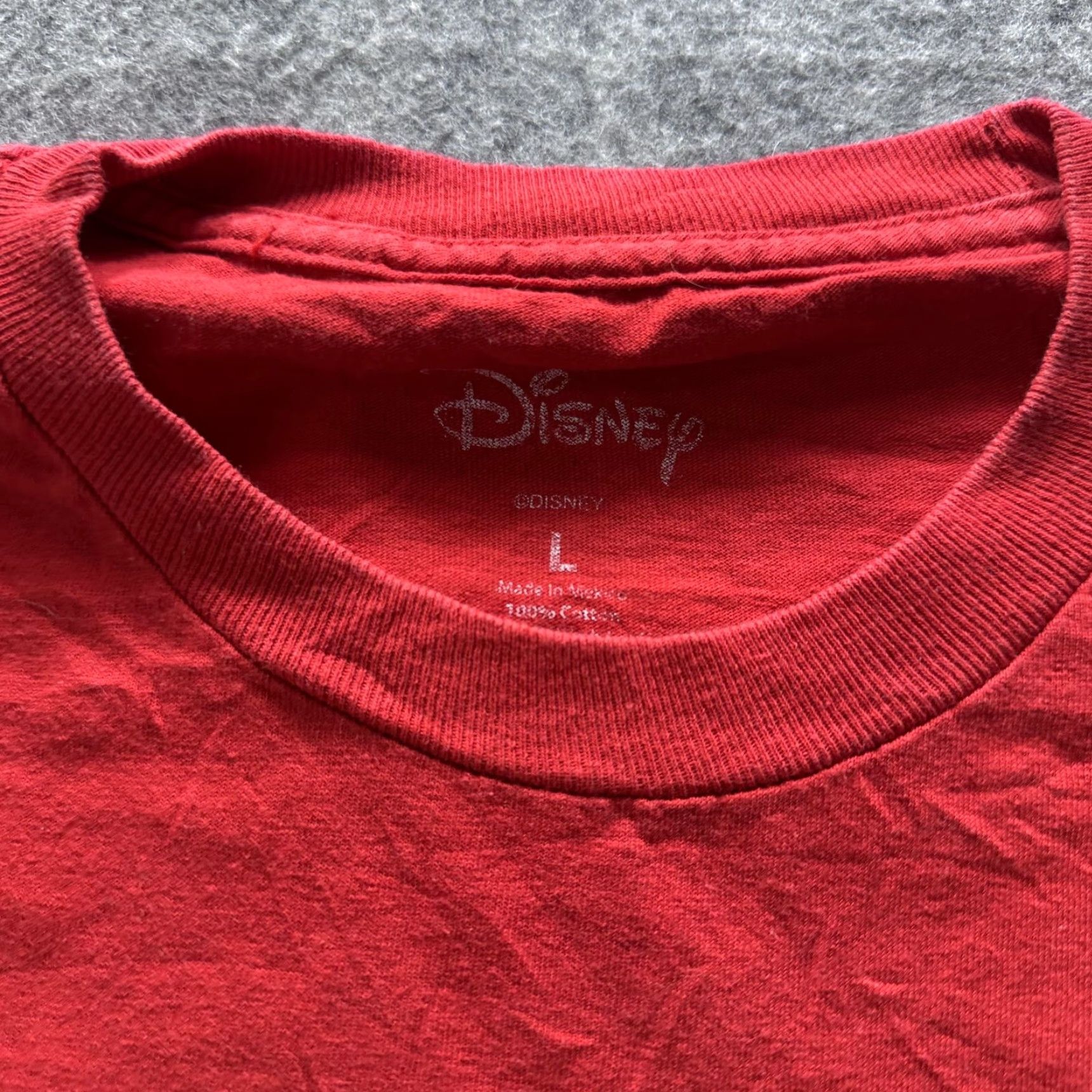 Disney Disney Shirt Mens Large Red Mickey Mouse Christmas Holiday Graphic Tee Size US L / EU 52-54 / 3 - 3 Thumbnail
