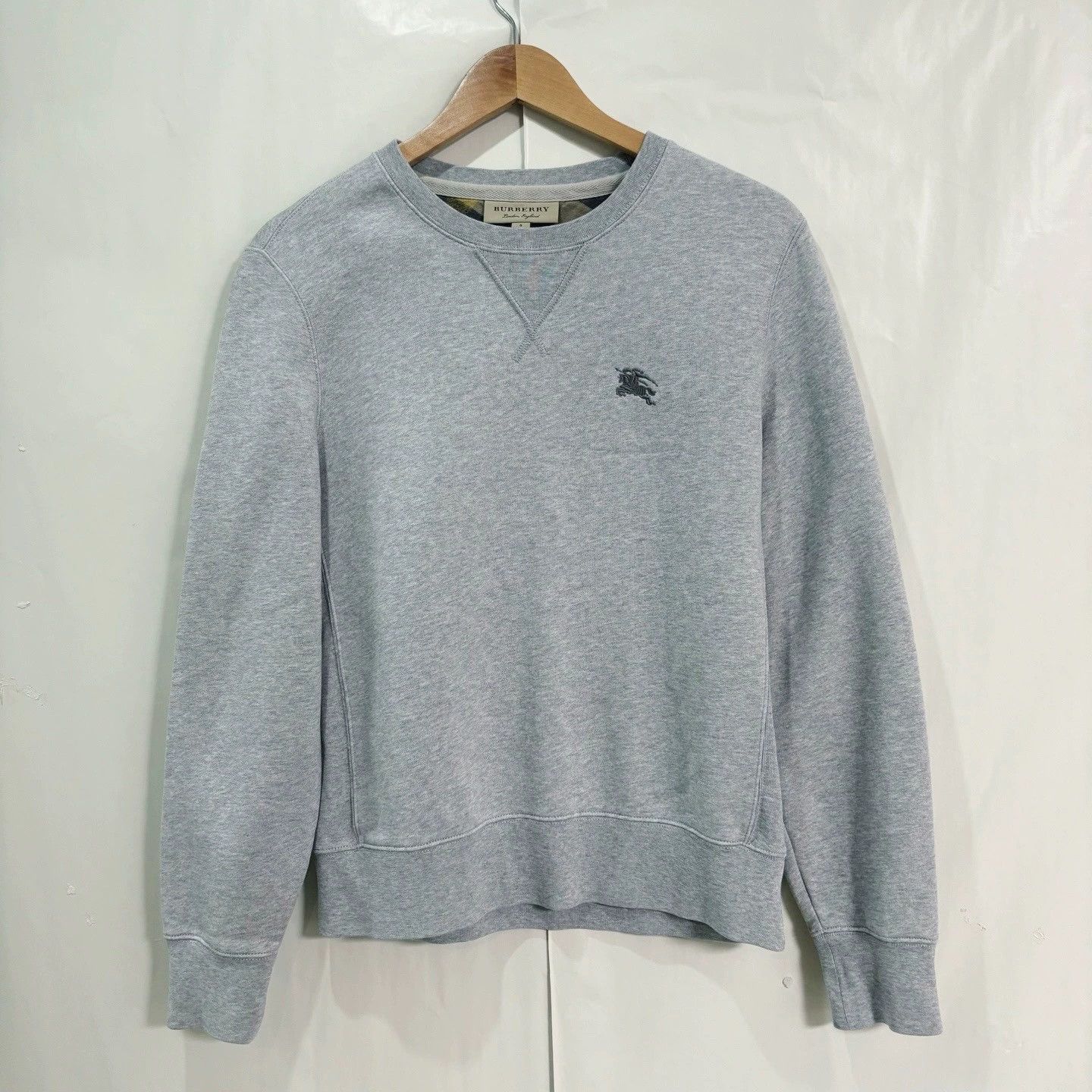 Burberry Burberry Gray Embroidered Sweatshirt S Size US S / EU 44-46 / 1 - 1 Thumbnail
