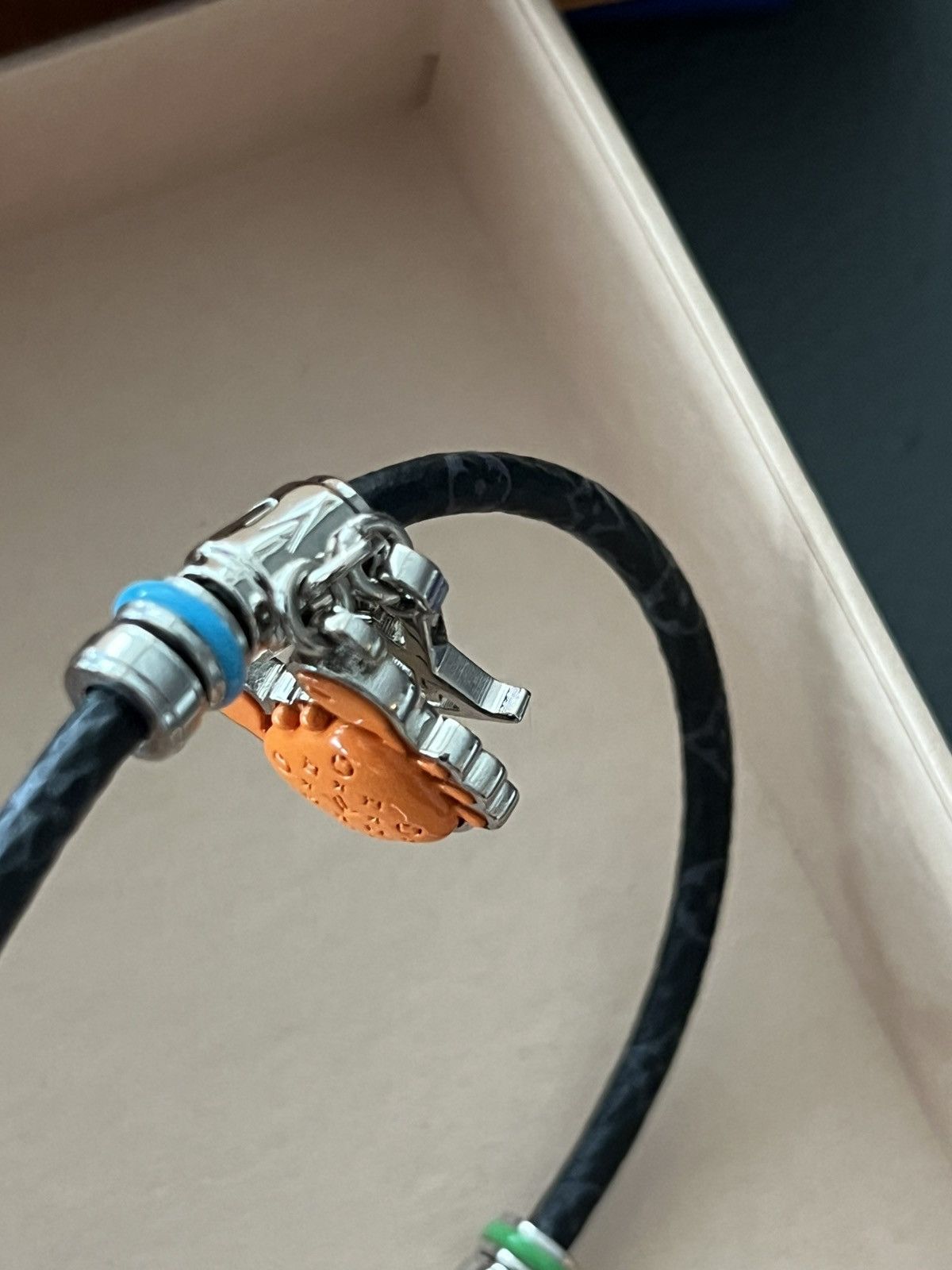 Louis Vuitton Louis Vuitton Logo Bracelet Runway limited edition NEW Size ONE SIZE - 14 Thumbnail