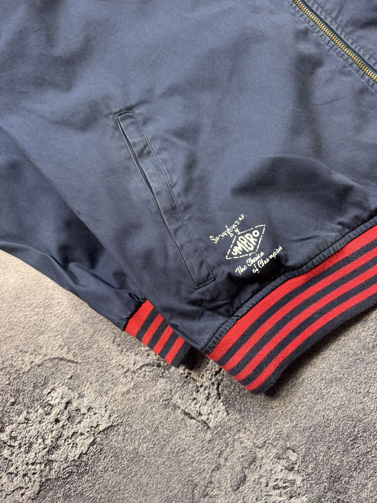 Umbro Vintage Umbro England Football Heritage Jacket Size US XL / EU 56 / 4 - 4 Thumbnail