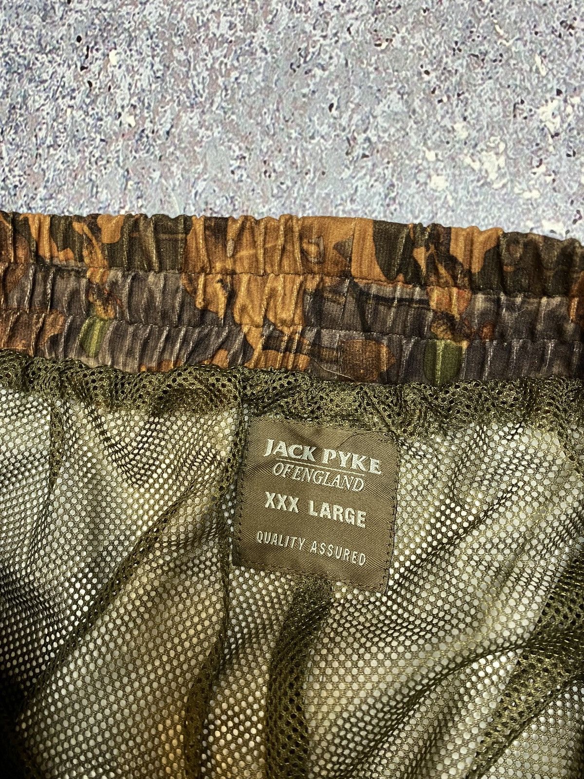 Japanese Brand × Realtree 💥JAPANESE CRAZY CAMO WATERPROOF PANTS Size US 43 - 14 Thumbnail
