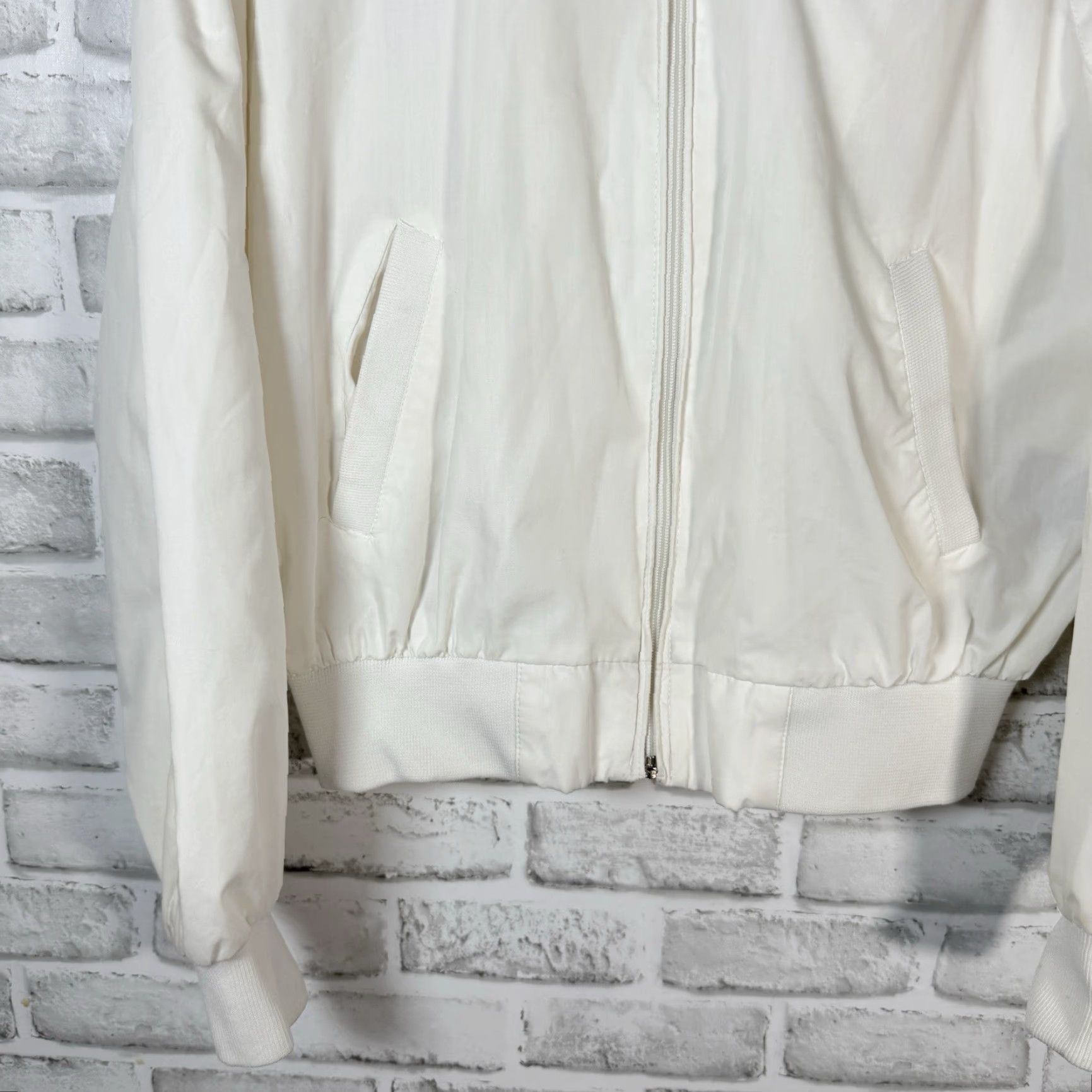 Members Only VTG Members Only White Polyester Blend Full Zip CAFE BOMBER STYLE Jacket MENS 40 Size US XXS / EU 40 - 3 Thumbnail