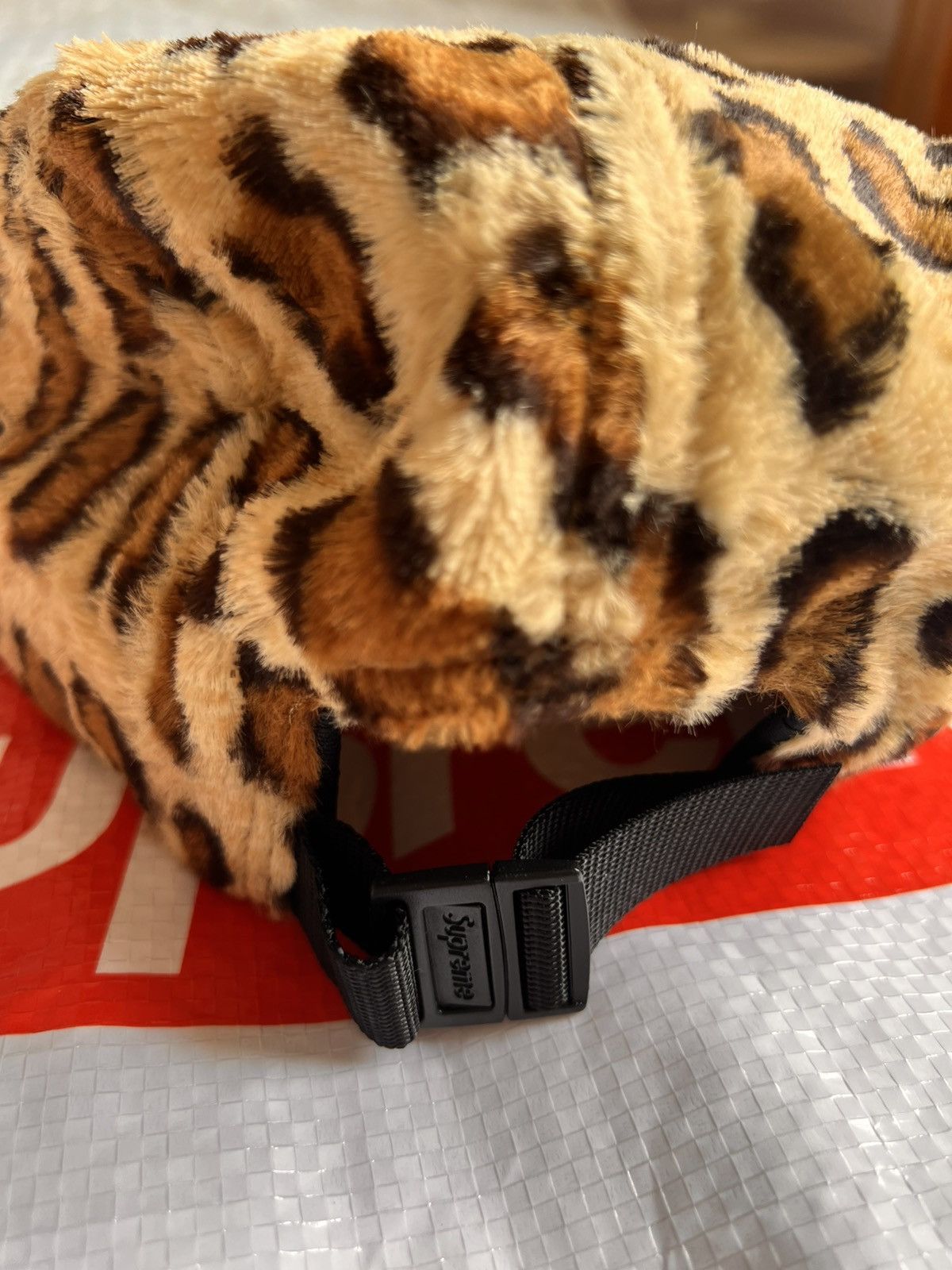 帽子 Supreme GOODENOUGH Camp Cap Supreme GOODENOUGH Crushed Rayon Pile Camp Cap Leopard hat