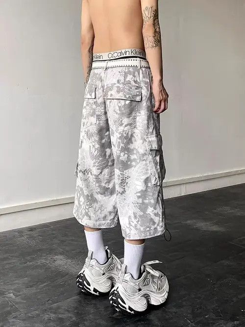 Japanese Brand Retro Hip Hop Multi-Pocket Loose Casual Shorts Size US 32 / EU 48 - 7 Thumbnail