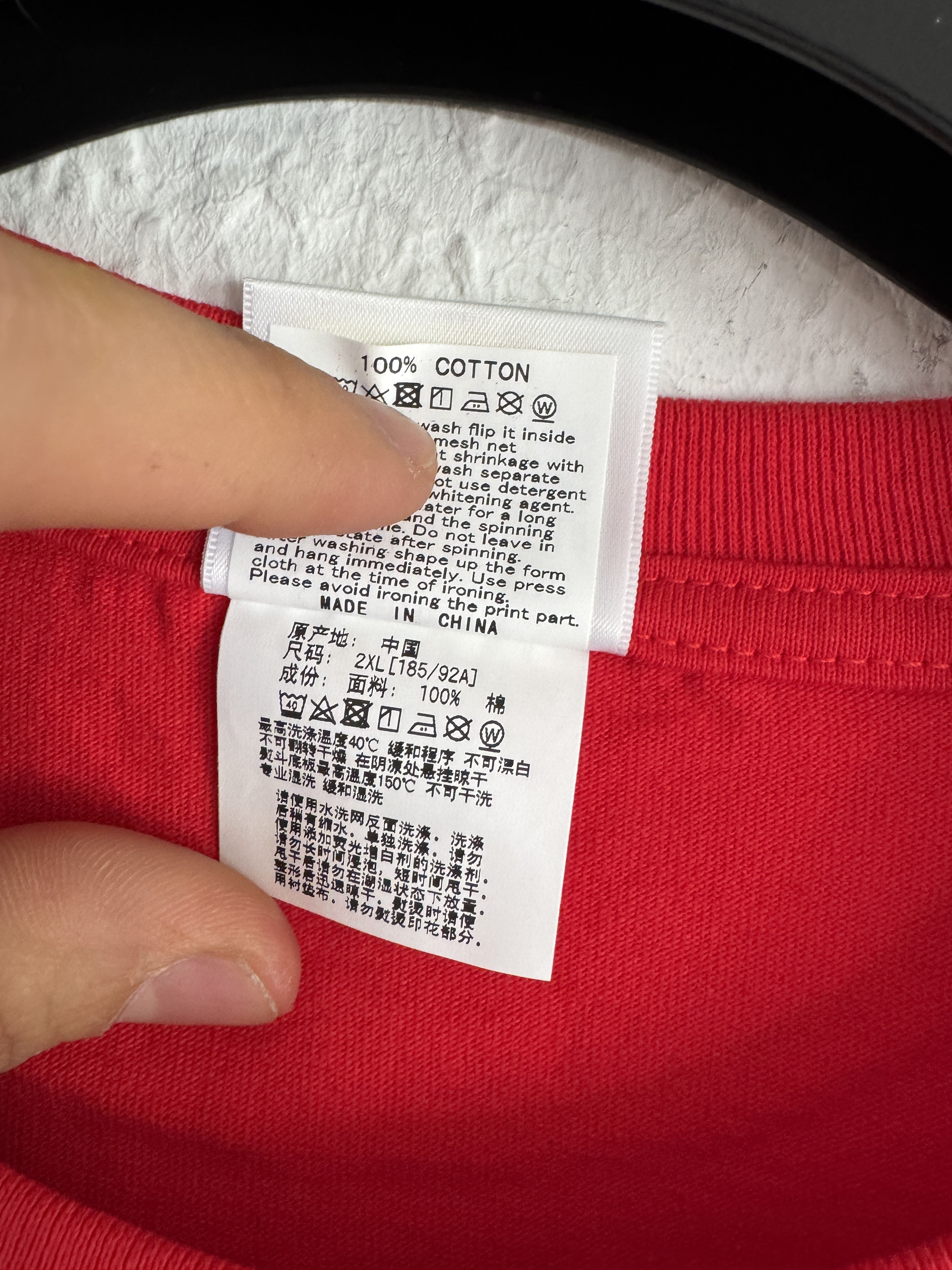 Bape Red Embroidered Pocket Tee Size US XXL / EU 58 / 5 - 6 Thumbnail