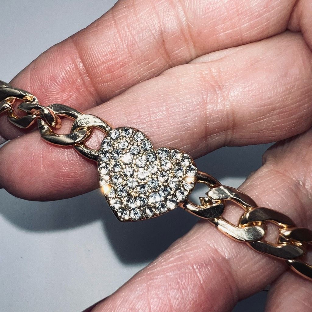 Other Gold Tone Cuban Link and Crystal Heart Bracelet Size ONE SIZE - 6 Thumbnail
