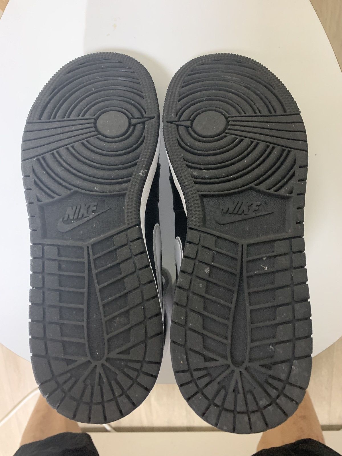 Nike Nike Air Jordan 1 high fly ease black white 6Y Size US 6 / EU 39 - 8 Thumbnail