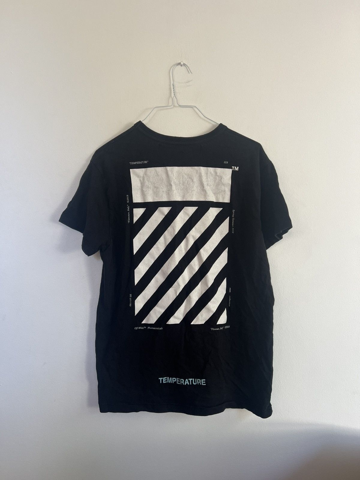 Off-White Off white temperature TEE Size US S / EU 44-46 / 1 - 7 Thumbnail