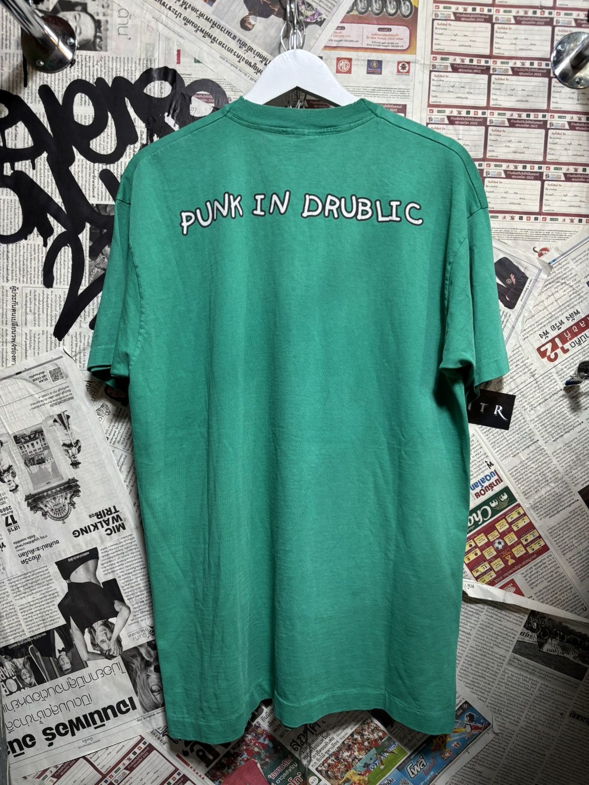Other Nofx Punk in Drublic 1995 T-shirt Size US XL / EU 56 / 4 - 2 Thumbnail