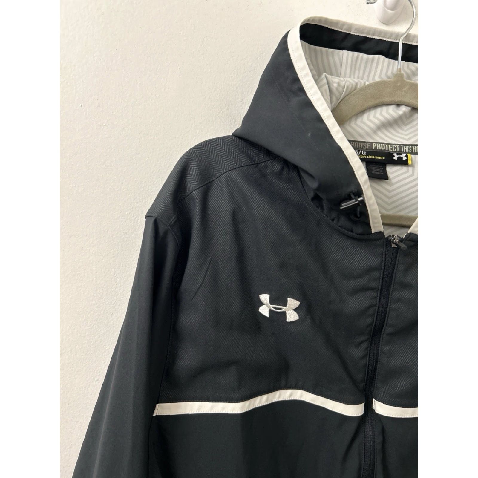 Under Armour Under Armour Jacket Mens L Black Hooded 1/4 Zip Windbreaker Pullover L/S Size US L / EU 52-54 / 3 - 4 Thumbnail