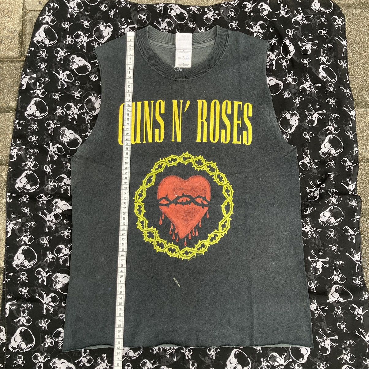 Band Tees Vintage Guns N’ Roses ©️2004 Sun Faded Rock Star Sleeveless Size US S / EU 44-46 / 1 - 22 Thumbnail