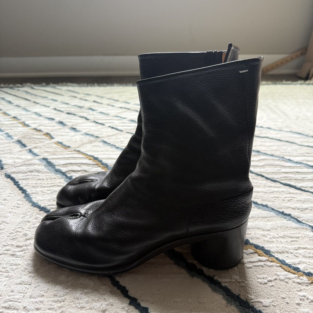 Maison Margiela Maison Margiela Tabi Ankle Boots Size US 11 / EU 44 - 1 Thumbnail