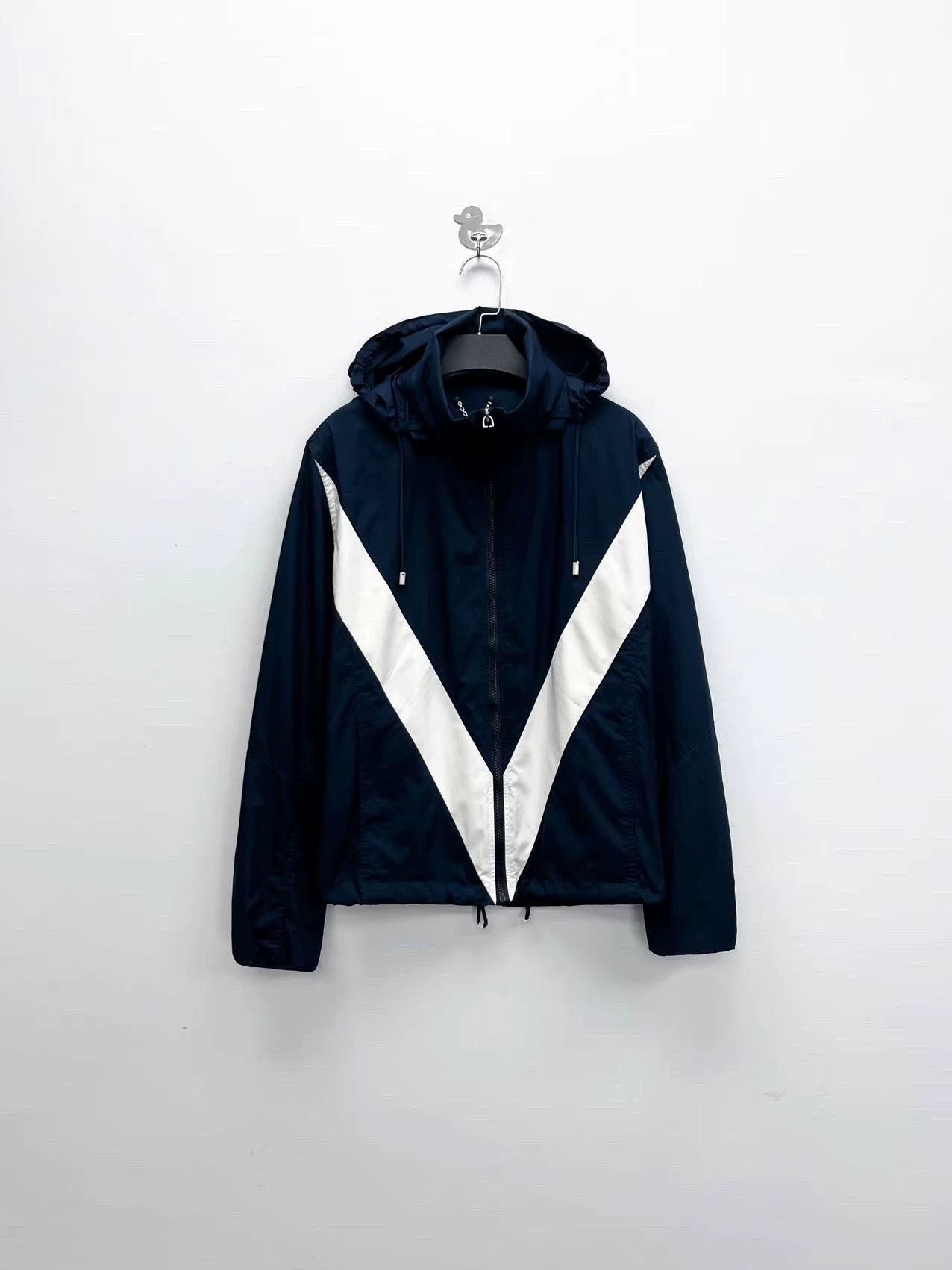 Louis Vuitton Louis Vuitton Deep Blue Logo Hooded Jacket Size US L / EU 52-54 / 3 - 1 Thumbnail