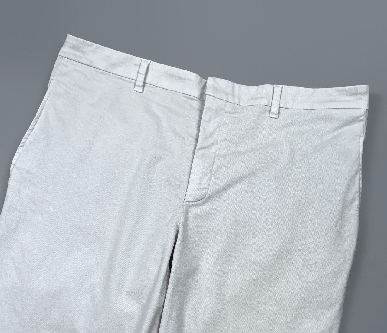 Neil Barrett Men's Neil Barrett Chiaccio Grey Chino Pants Size 52 Size US 34 / EU 50 - 2 Thumbnail