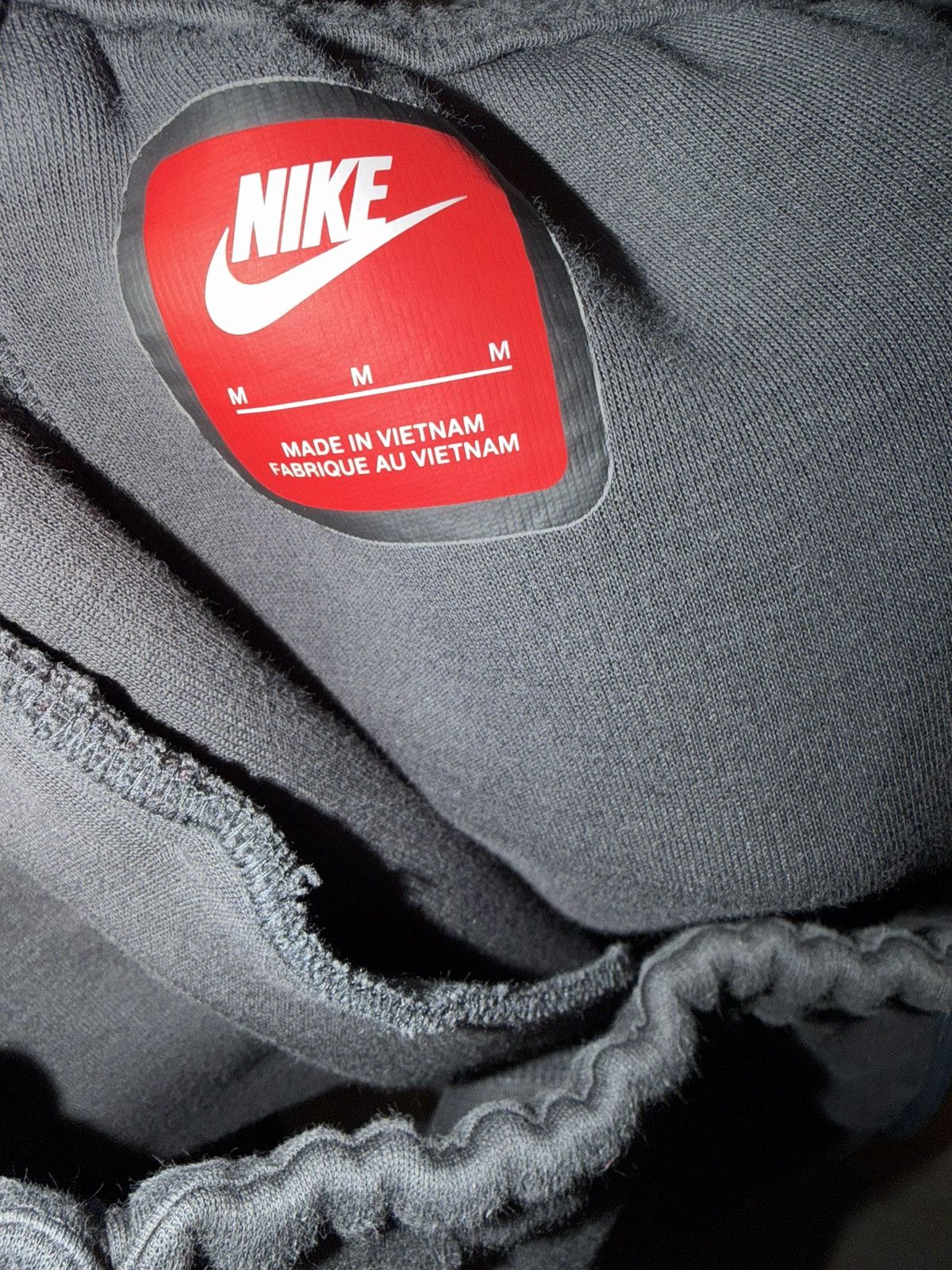 Nike Nike Tech Fleece 6 Inch Shorts Men’s Charcoal Grey Size M Size US 34 / EU 50 - 2 Thumbnail