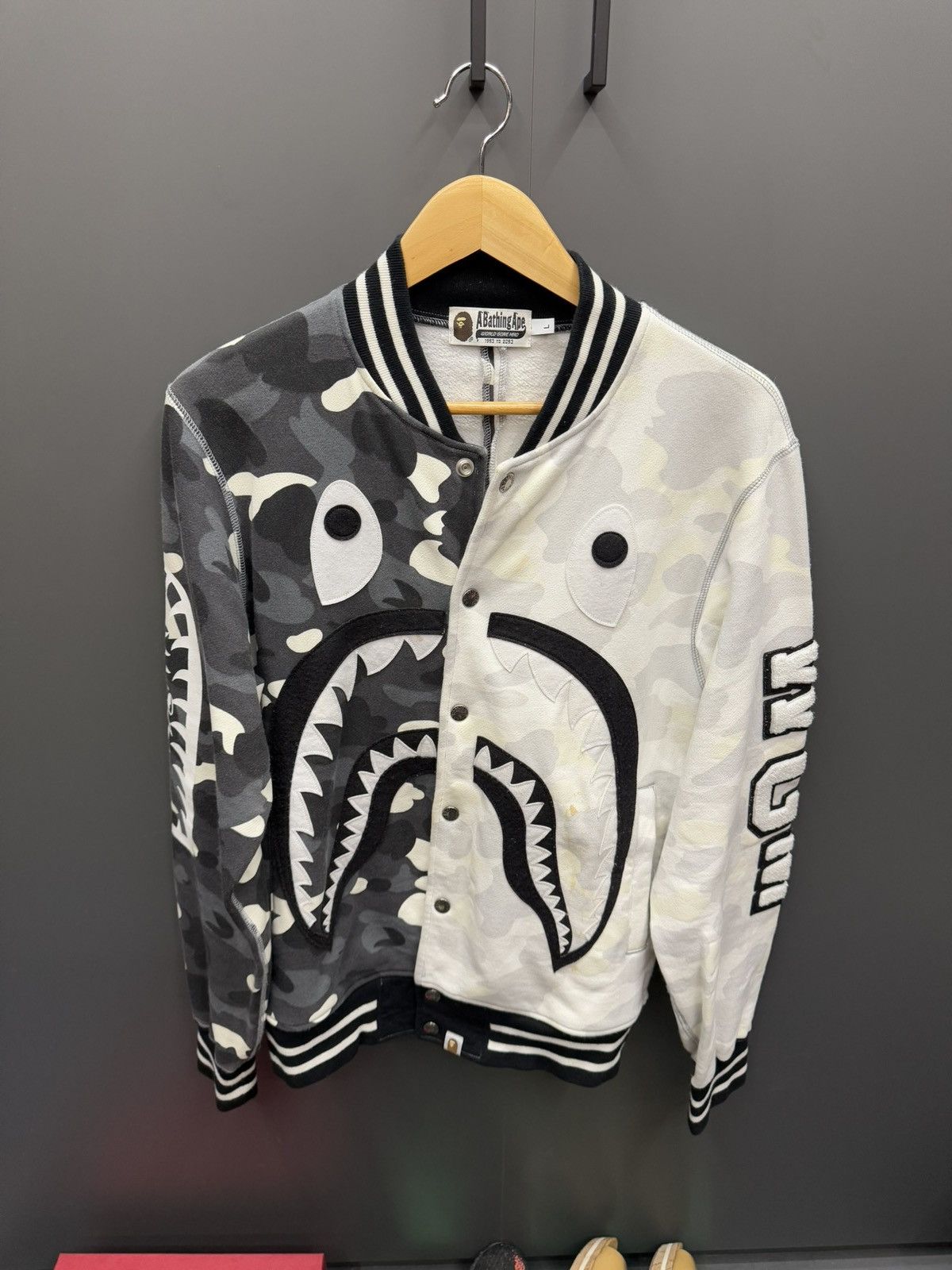 Bape A Bathing Ape Split Camo Varsity Jacket Black / White Size US L / EU 52-54 / 3 - 1 Thumbnail