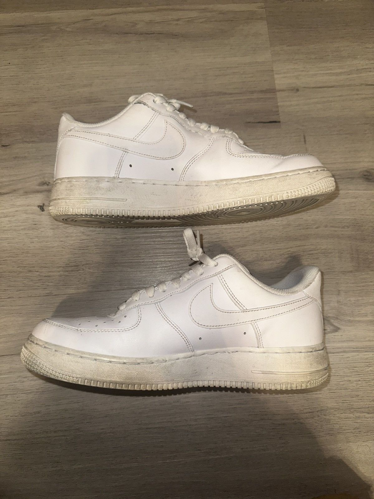 Nike Air Force 1 Size US 8.5 / EU 41-42 - 4 Thumbnail
