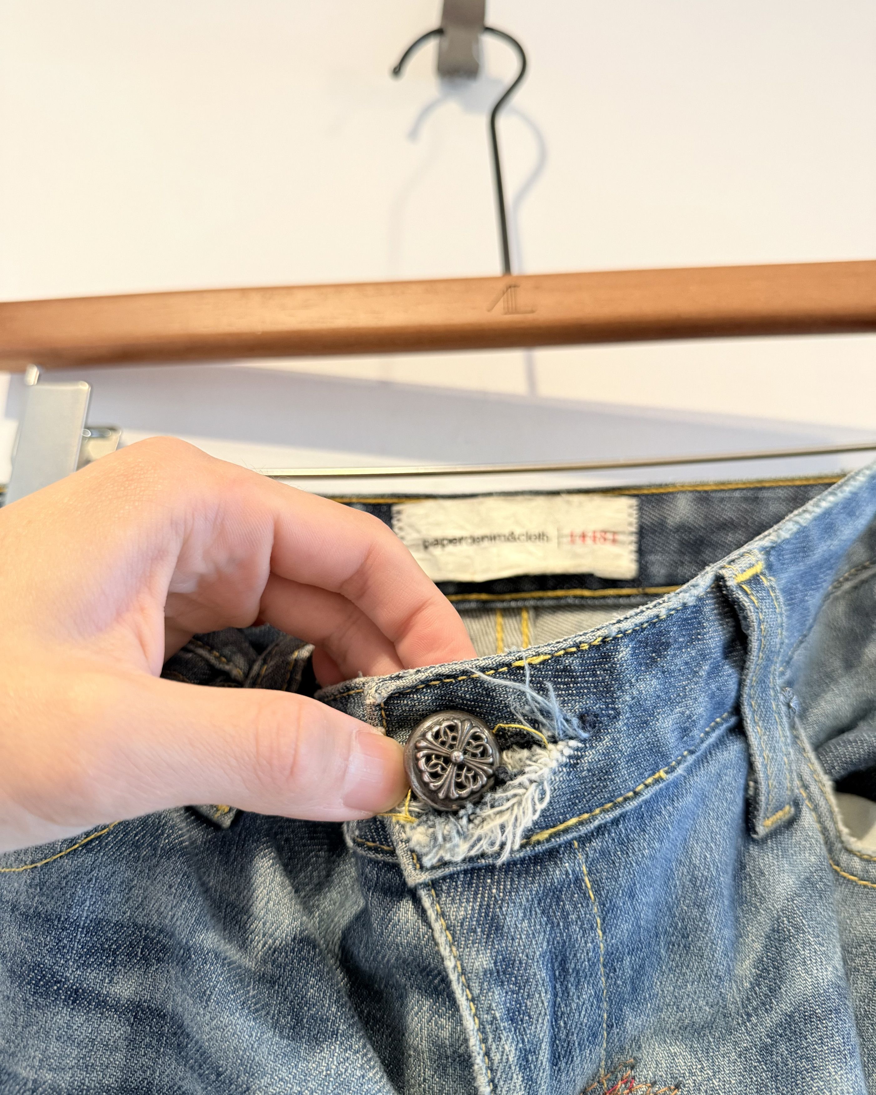 Chrome Hearts Chrome Hearts Gold Leather Patches Jeans Denim Size US 26 / EU 42 - 4 Thumbnail
