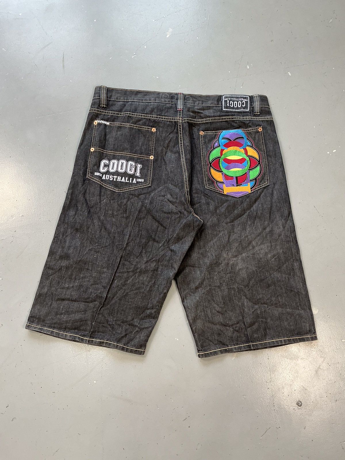 Coogi × Vintage Vintage Coogi pocket embroidered SpellOut denim jort Size US 44 / EU 60 - 1 Thumbnail