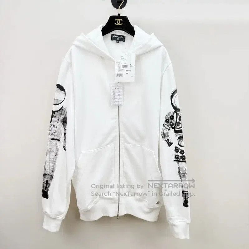 Chanel Chanel White Cotton Women's Hoodie . Size XXS / US 00 / IT 34 - 1 Thumbnail