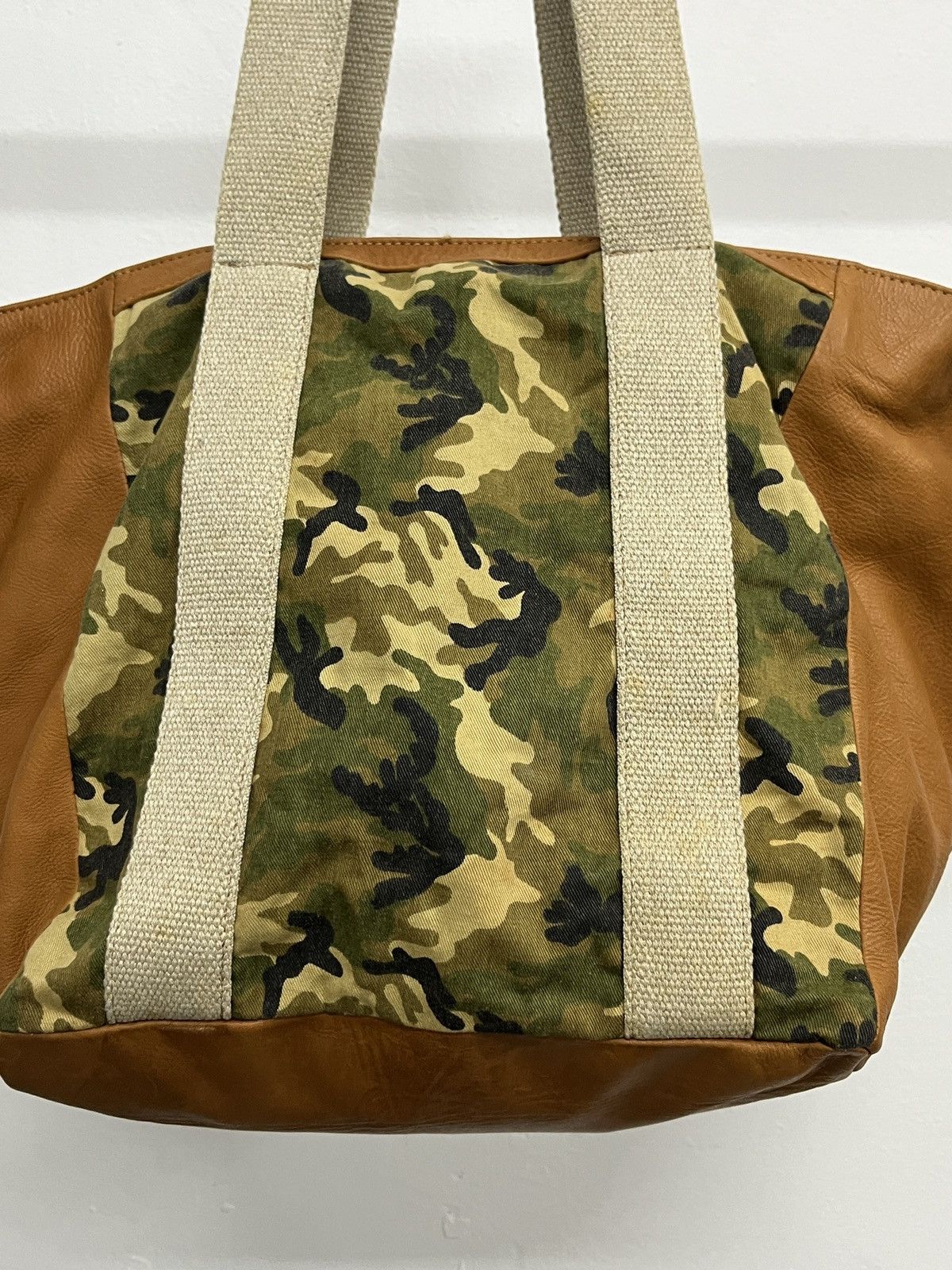 Leather Leather Hybrid Camo Canvas Patina Brown Leather Weekend Bag Size ONE SIZE - 7 Thumbnail